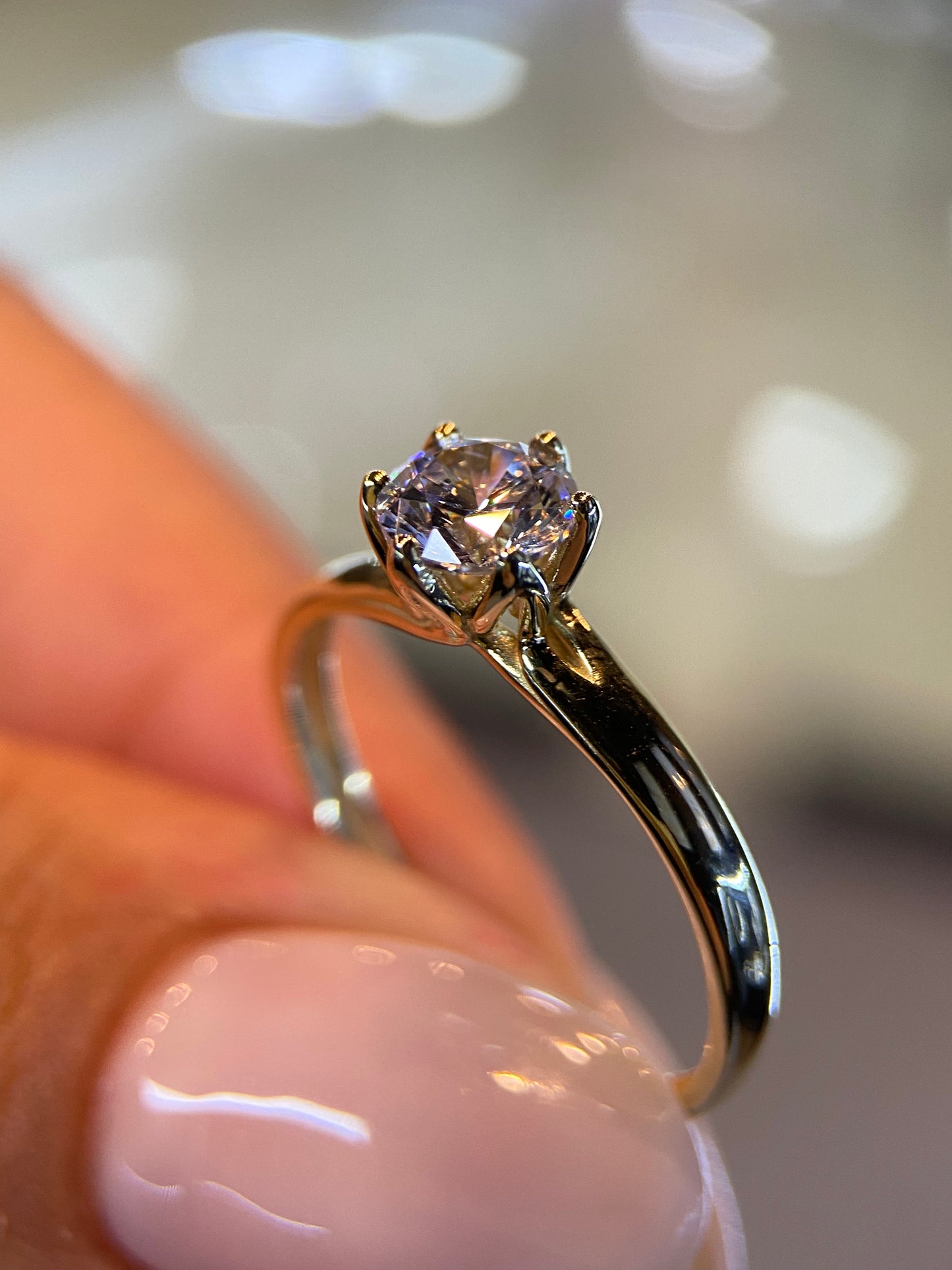 Anillo de compromiso en oro