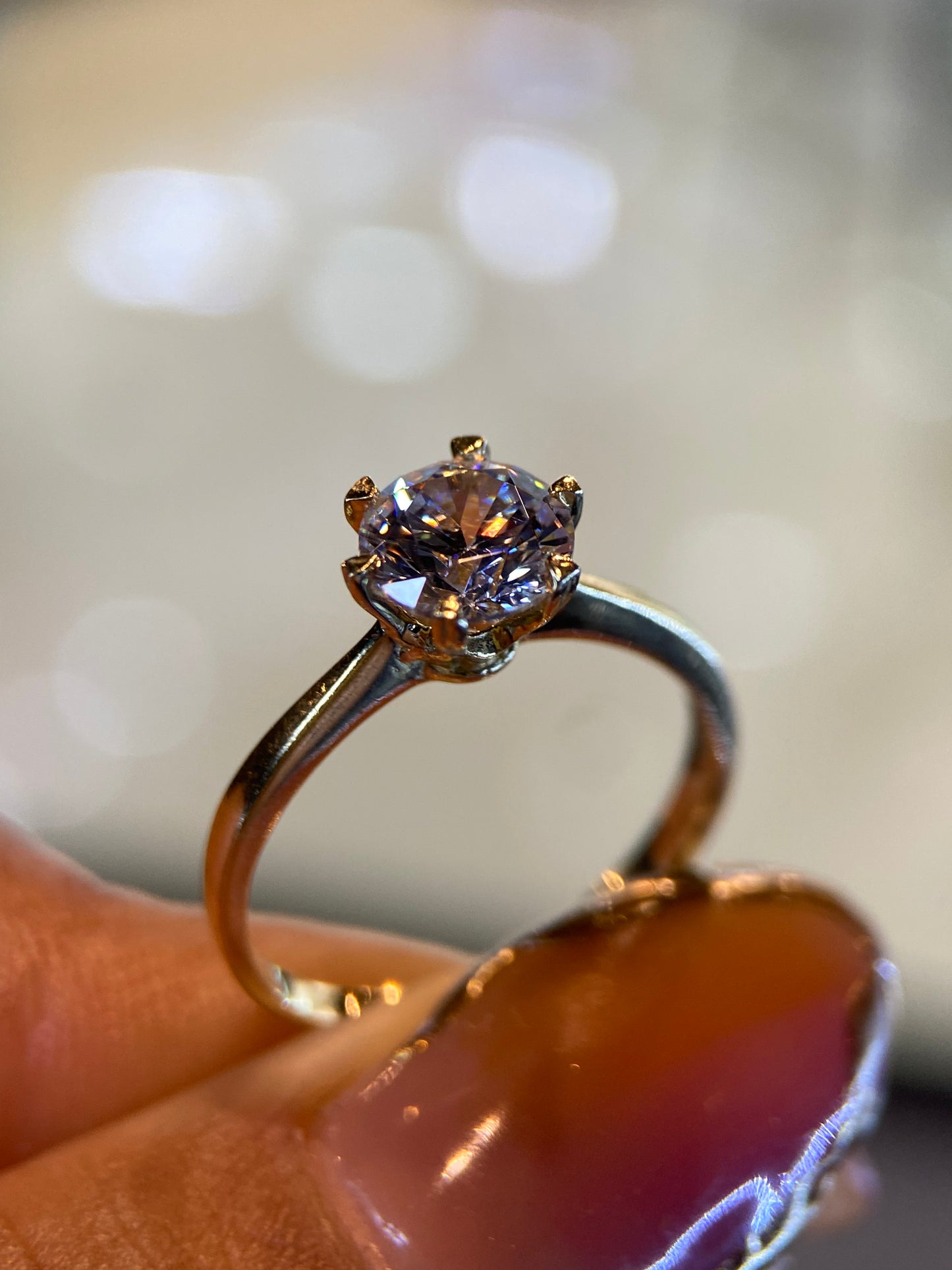 Anillo de compromiso en oro