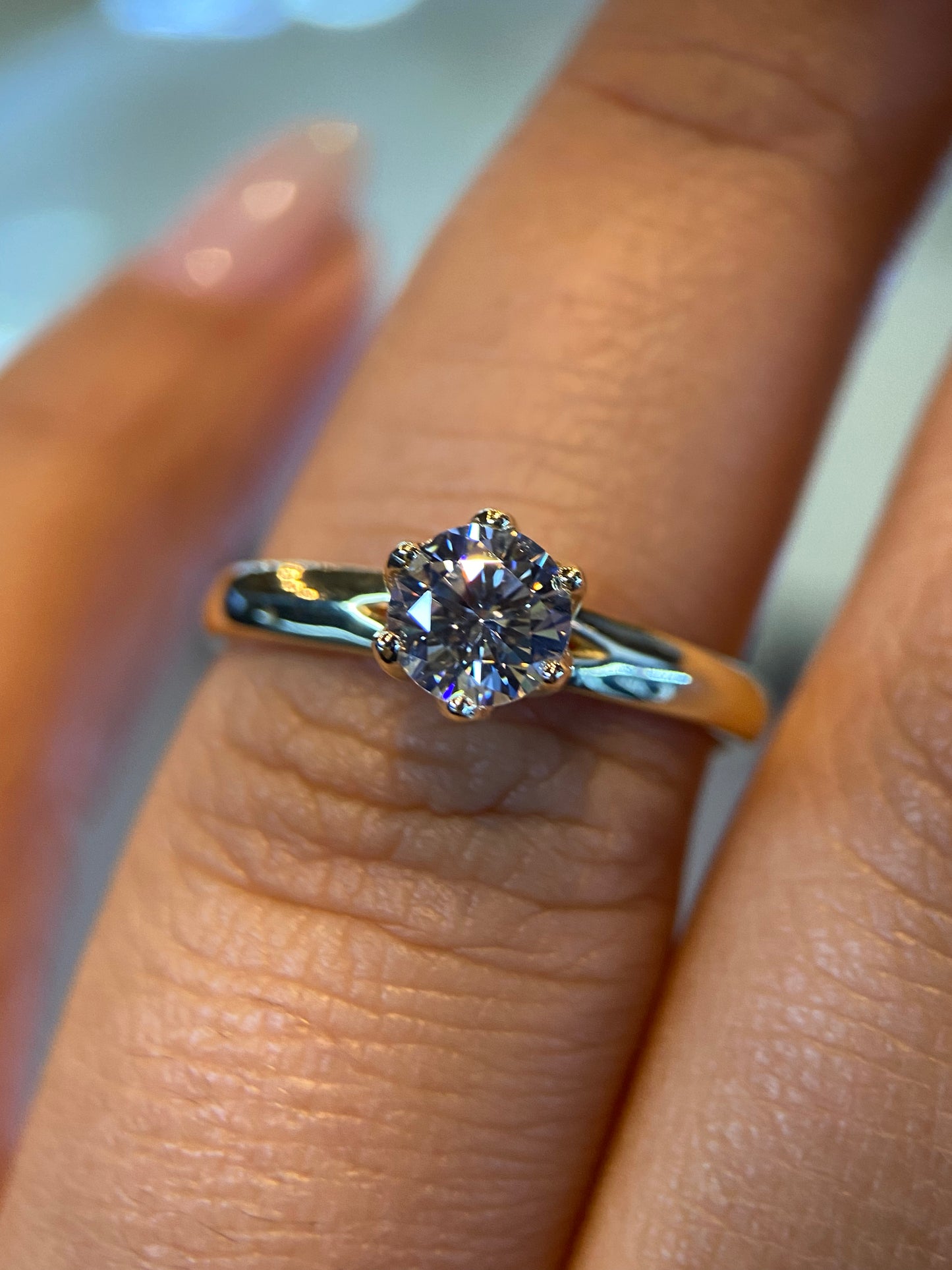 Anillo de compromiso en oro