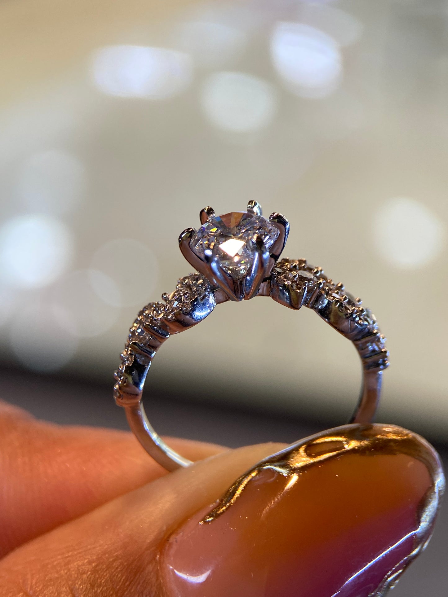 Anillo de compromiso en oro
