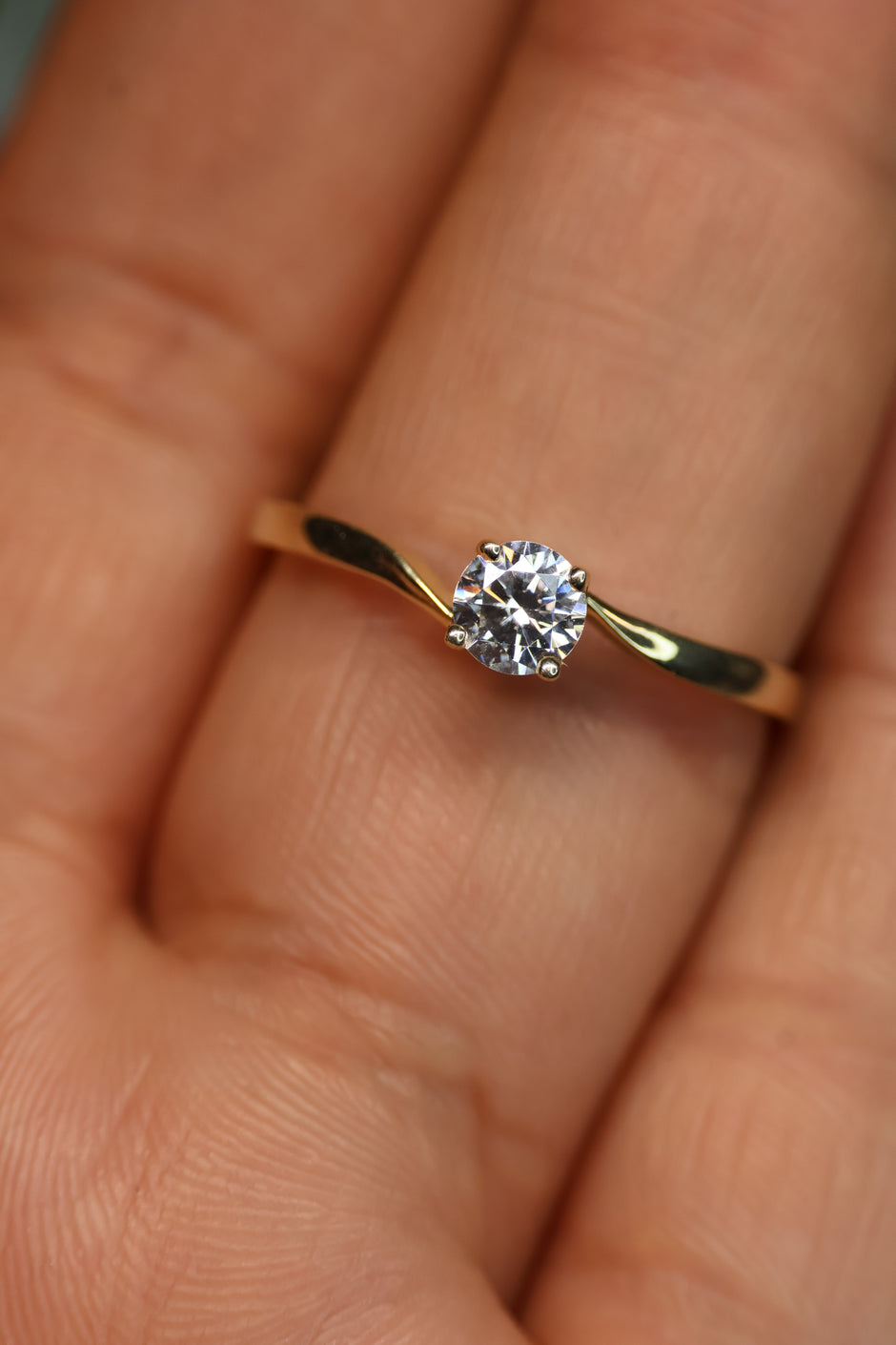 Anillo Alina en Oro .50 Ct