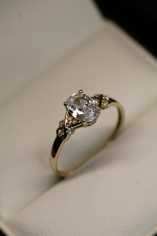 Anillo en Oro Amarillo 10k con Circonia Mod.15932