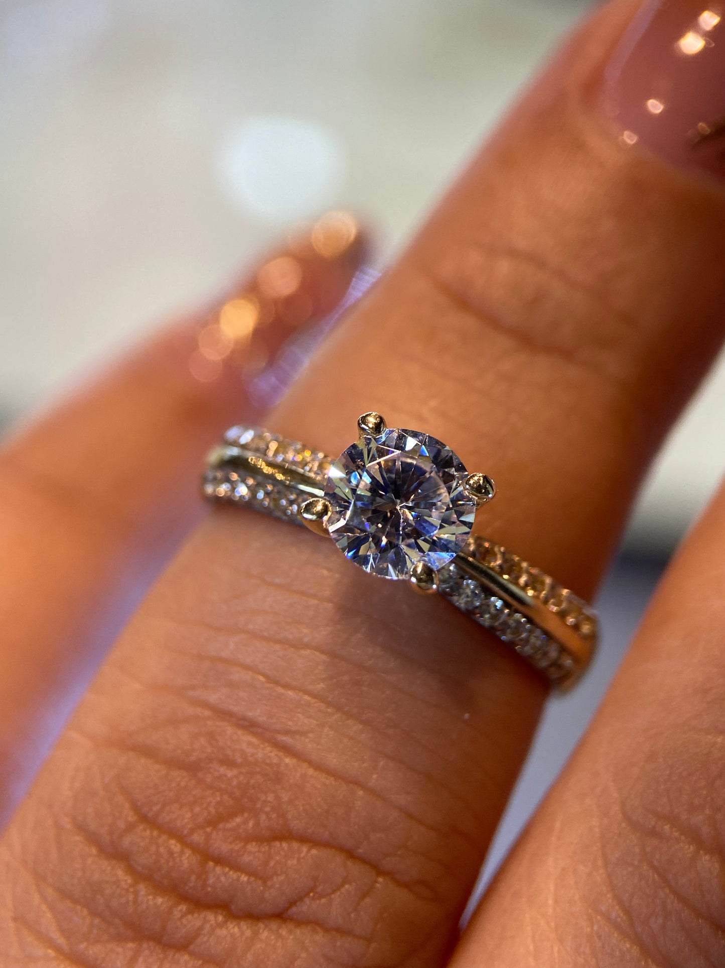 Anillo de compromiso en oro