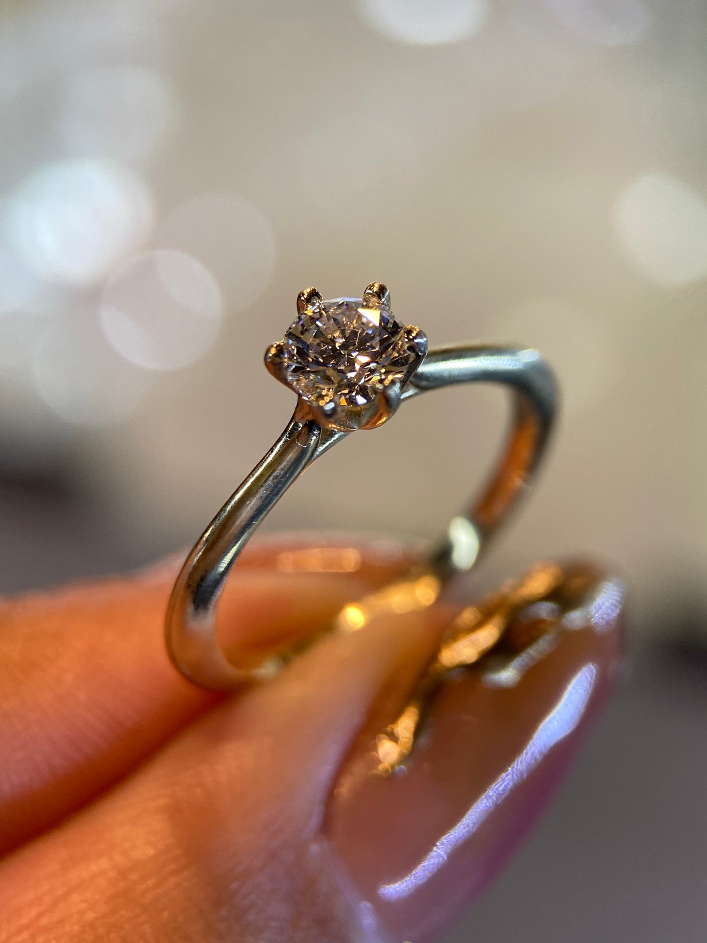 Anillo de compromiso en oro