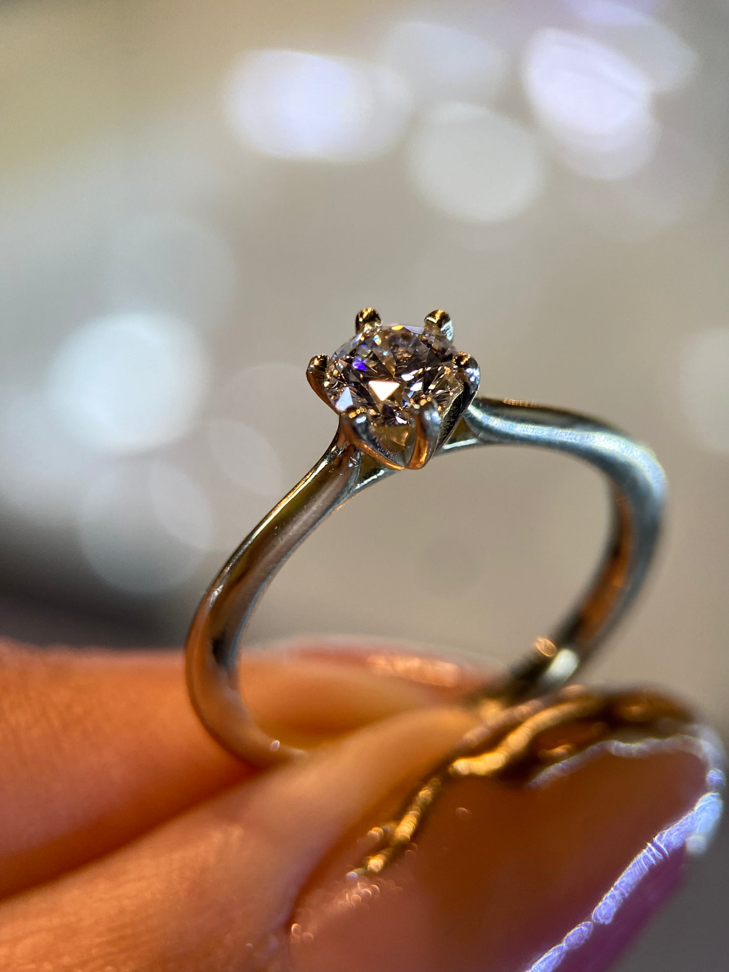 Anillo de compromiso en oro
