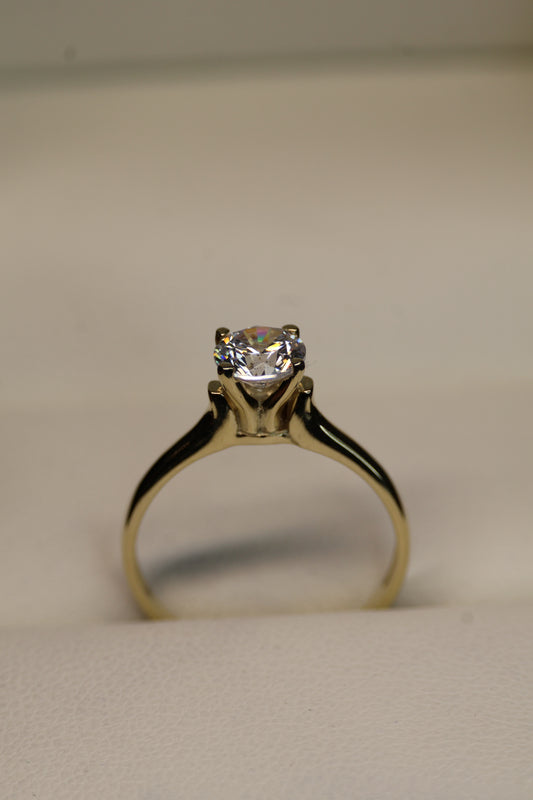 Anillo en Oro Amarillo 10k con Circonia Mod. 15927