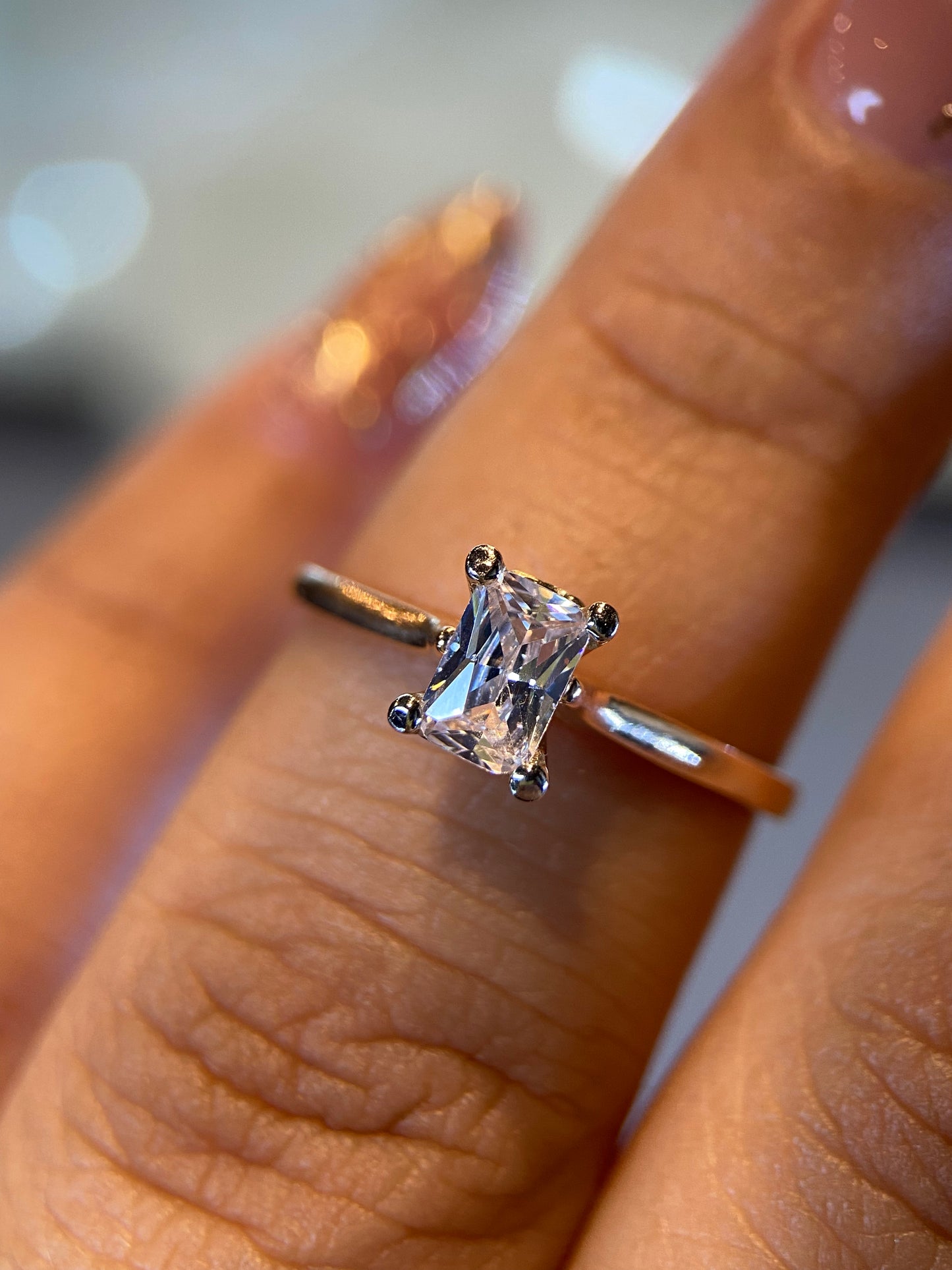 Anillo de compromiso en oro