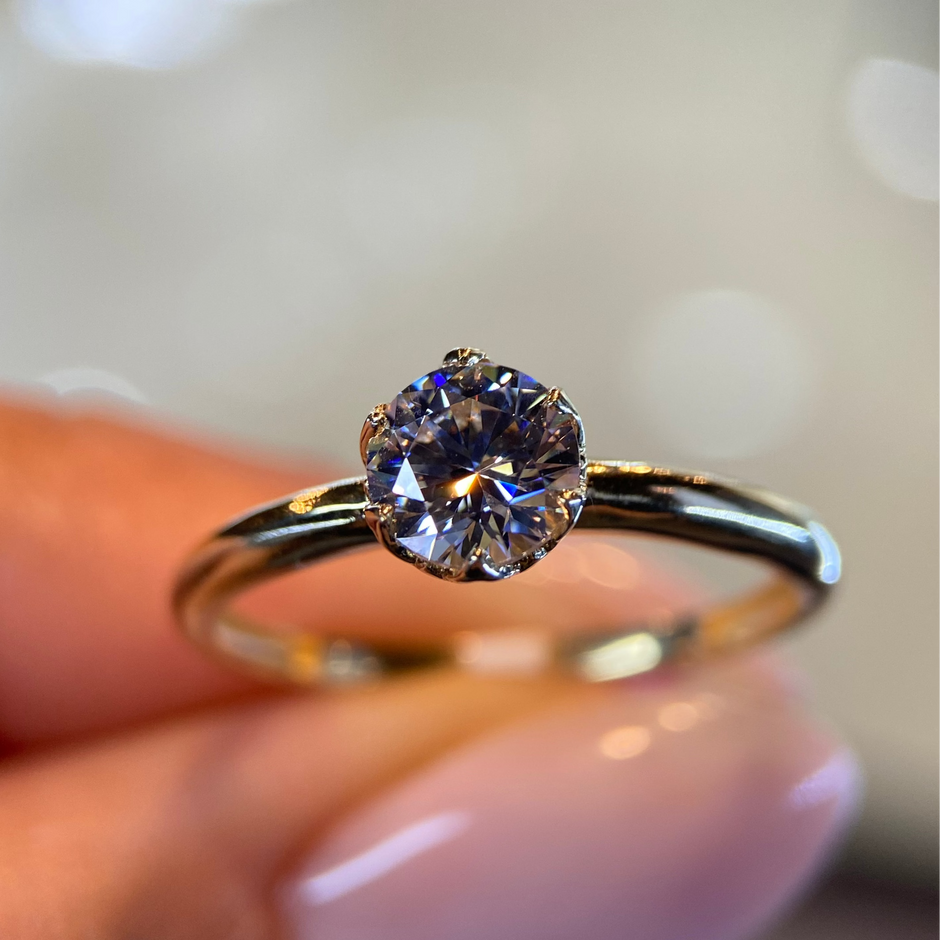 Anillo de compromiso en oro