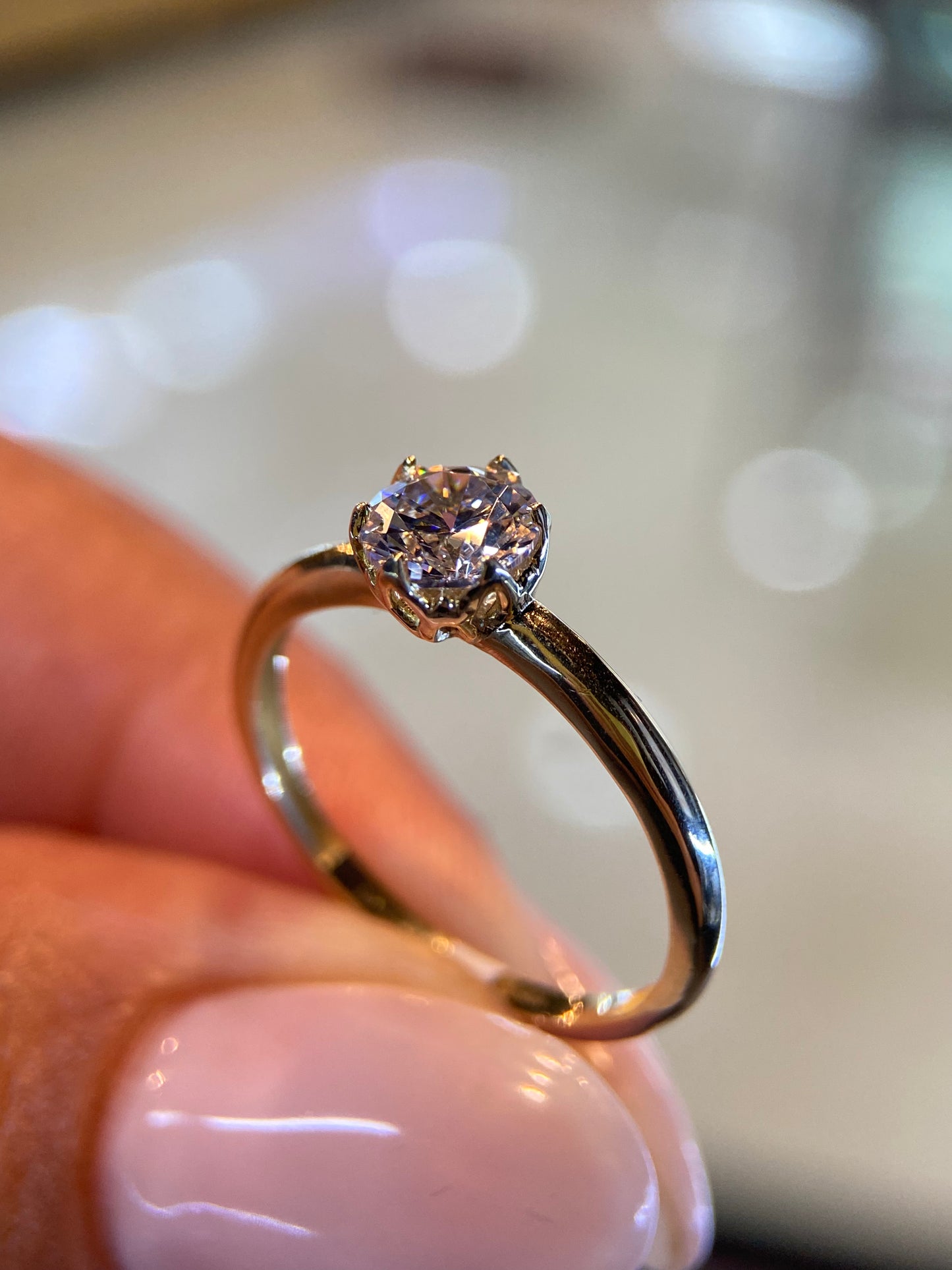 Anillo de compromiso en oro