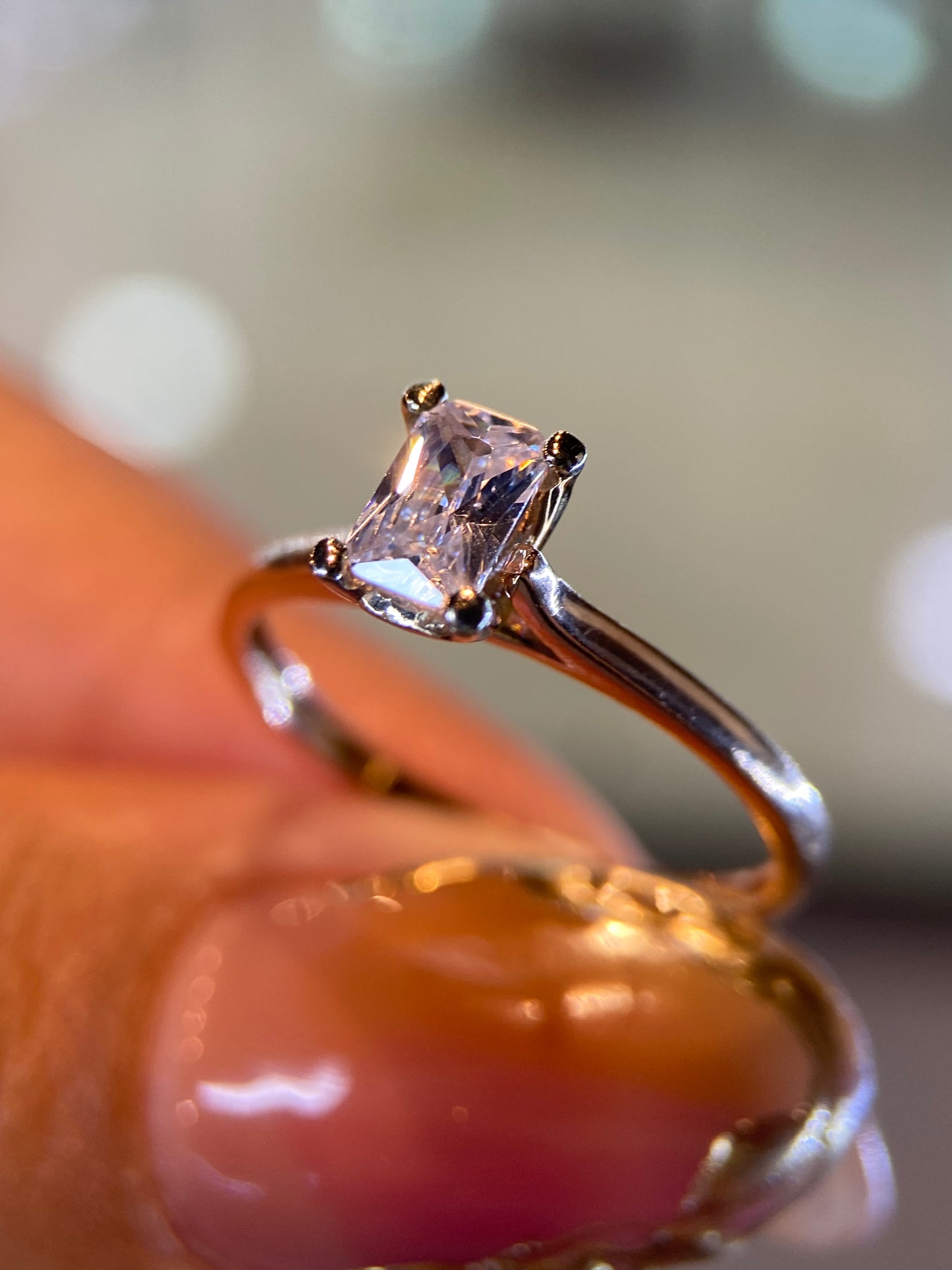 Anillo de compromiso en oro
