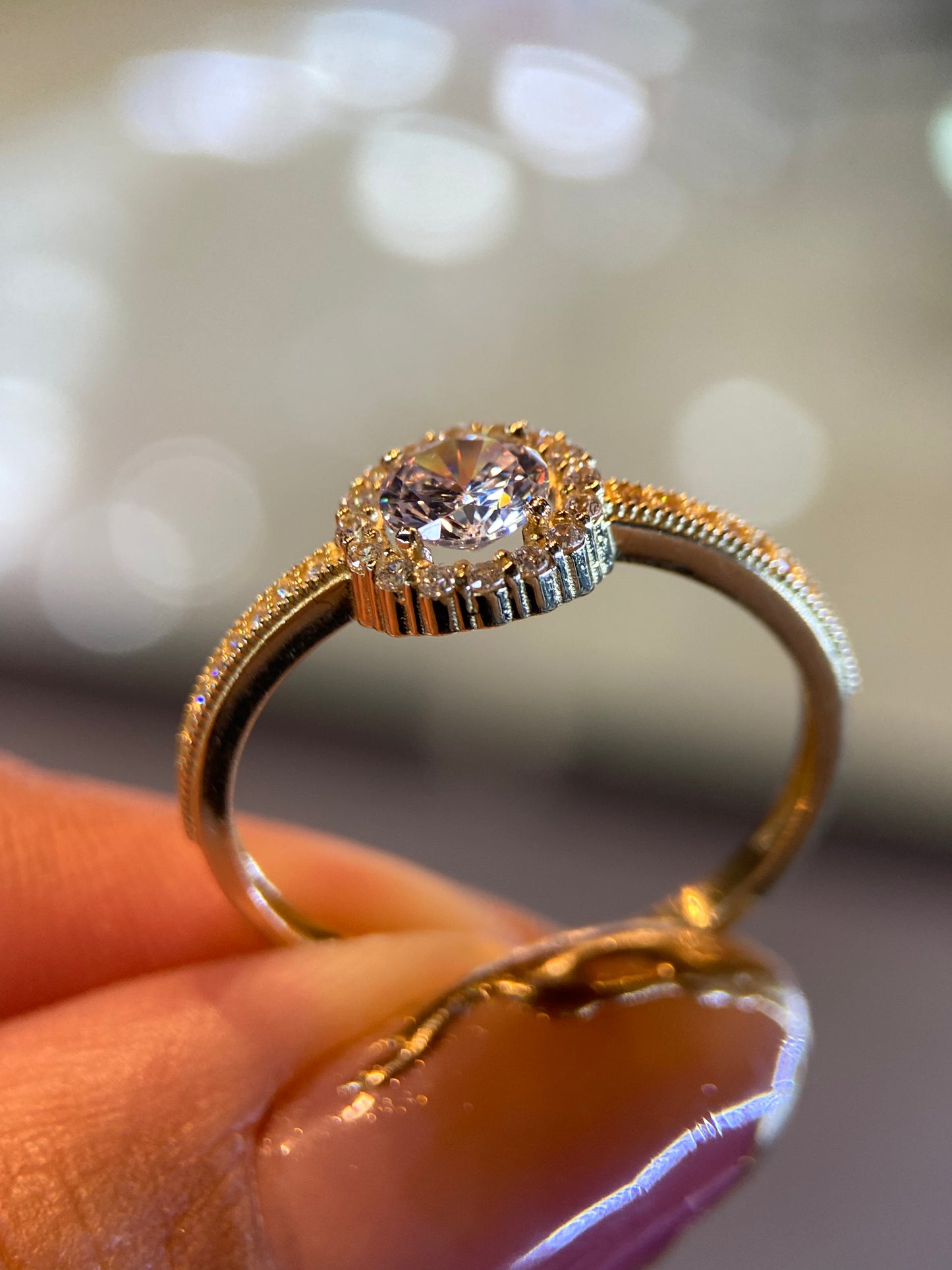 Anillo de compromiso en oro