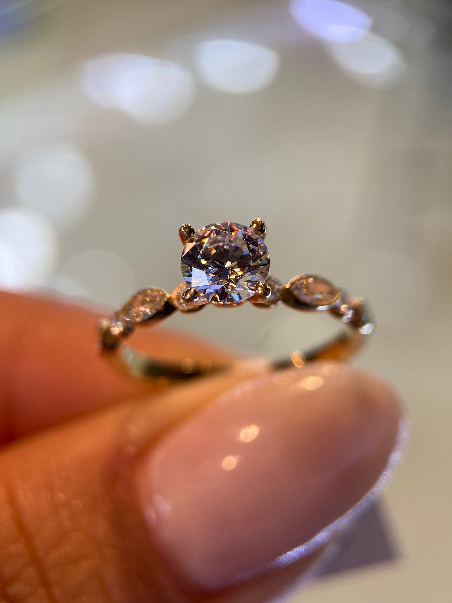 Anillo de compromiso en oro