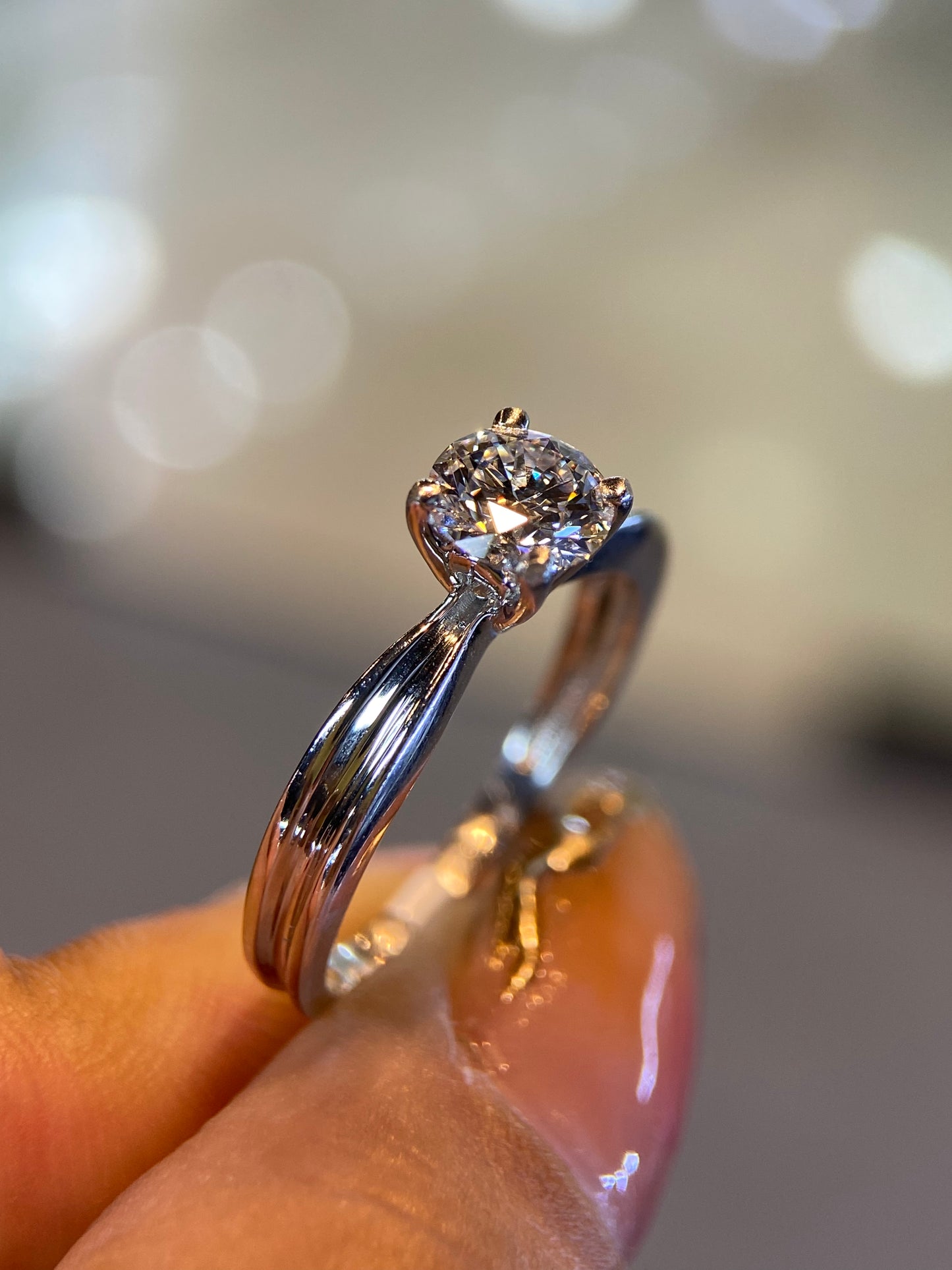 Anillo de compromiso en oro