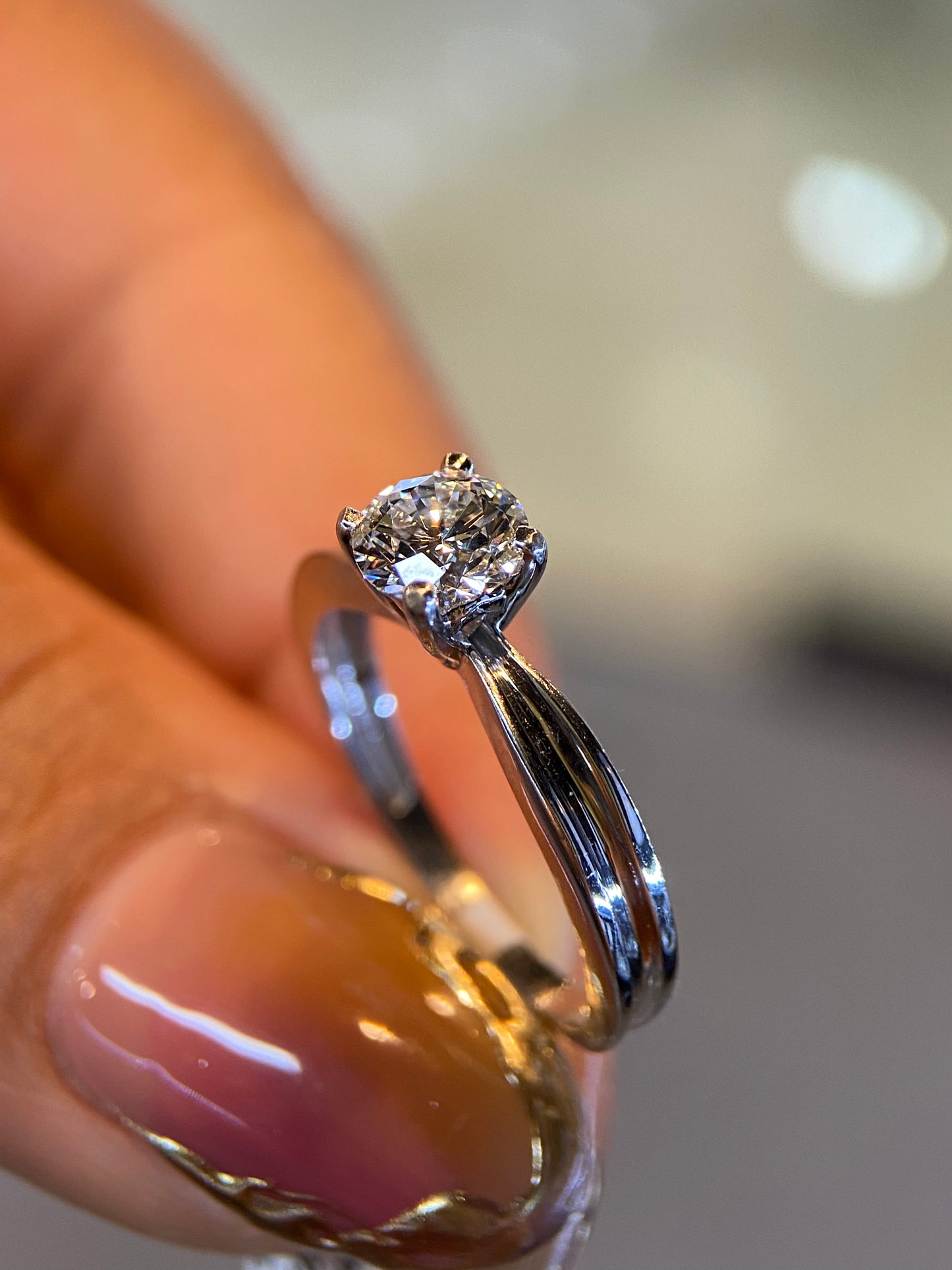 Anillo de compromiso en oro