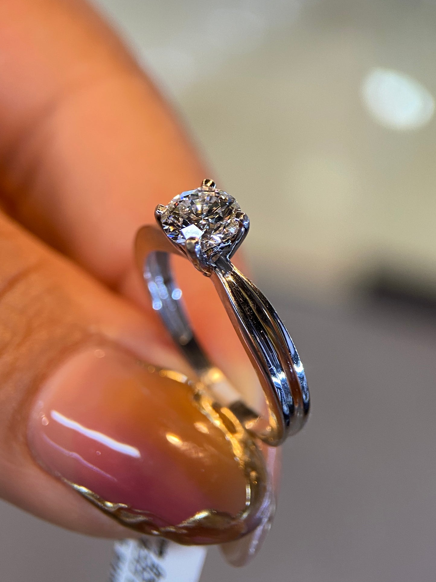 Anillo de compromiso en oro