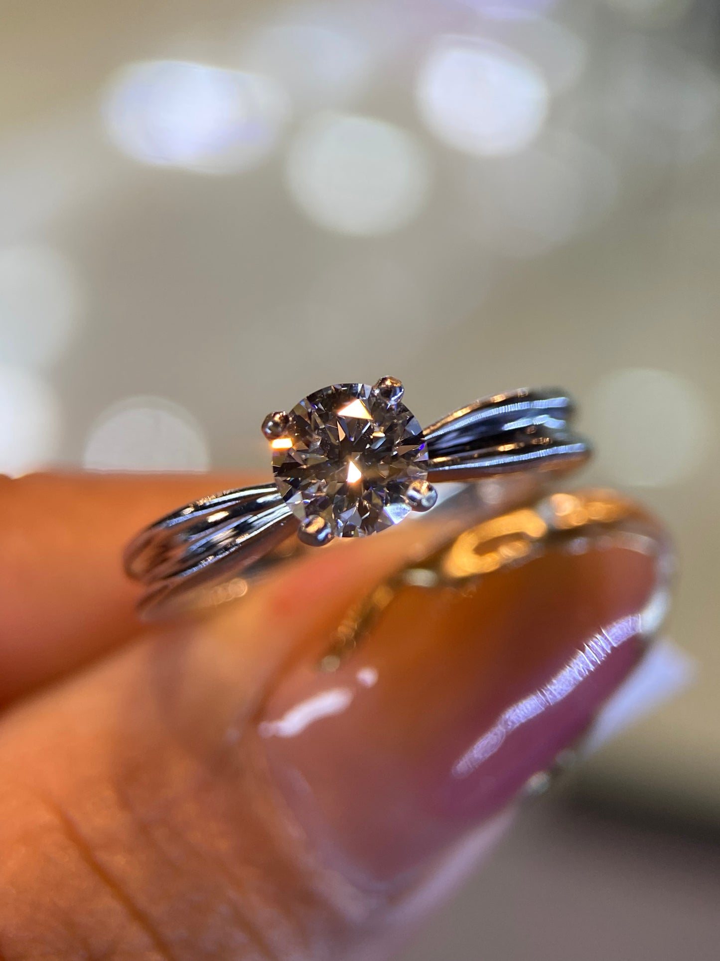 Anillo de compromiso en oro