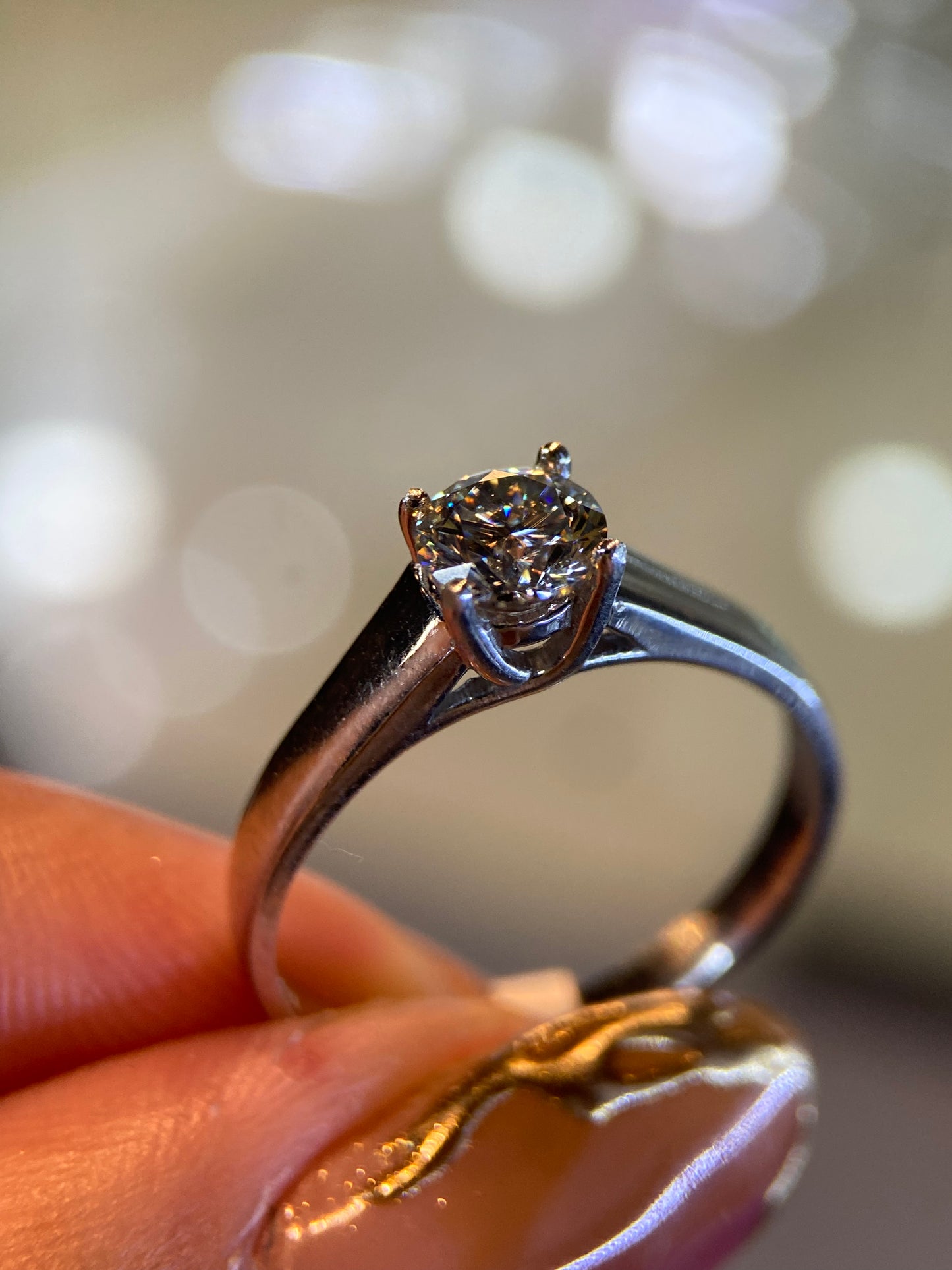 Anillo de compromiso en oro