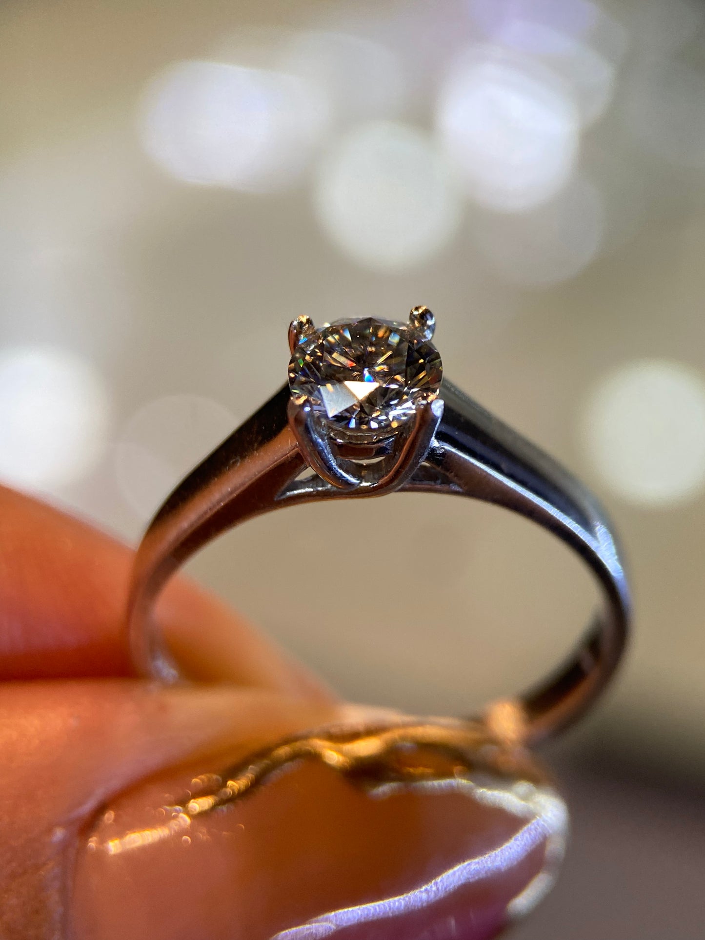 Anillo de compromiso en oro