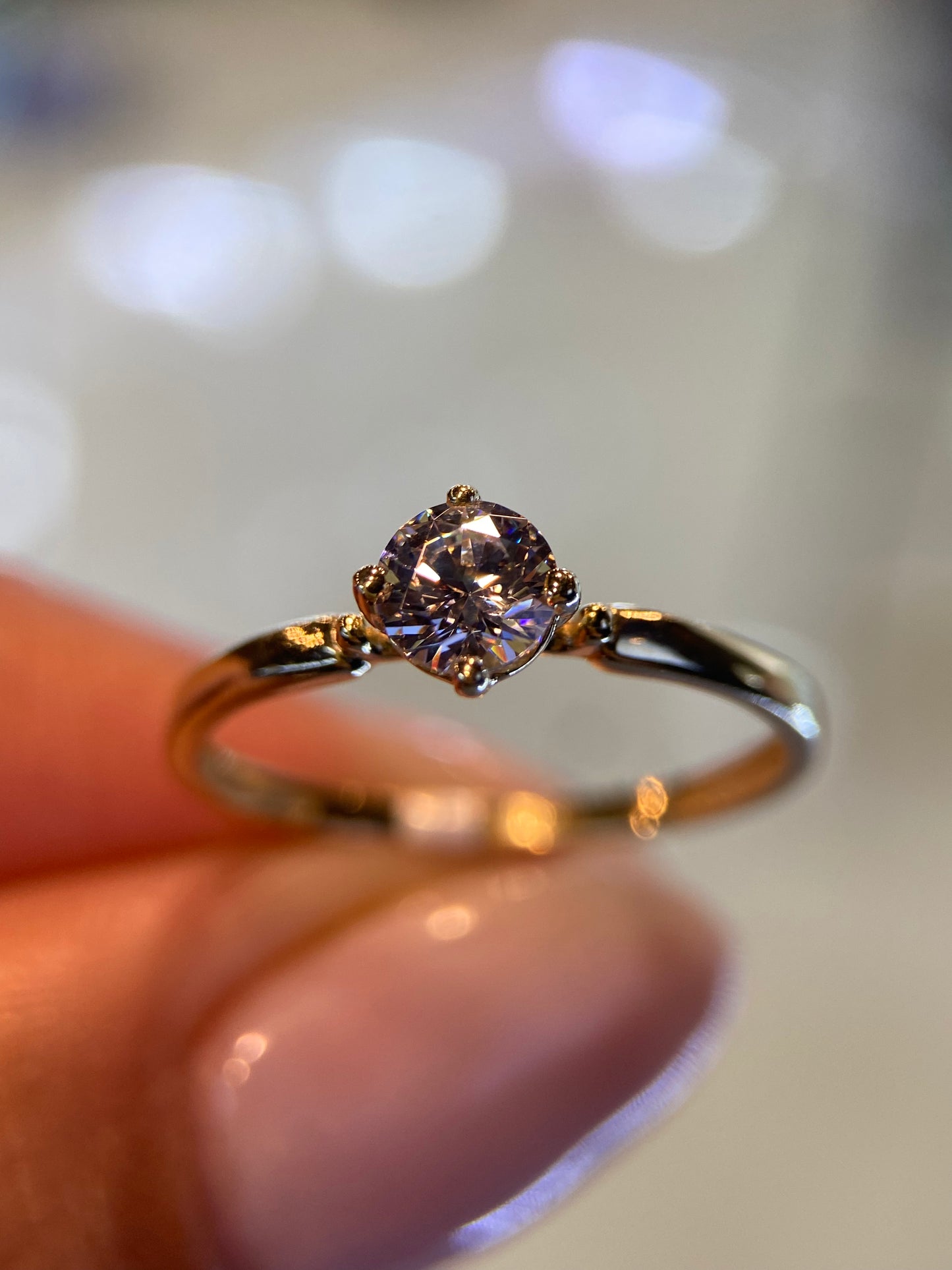Anillo de compromiso en oro