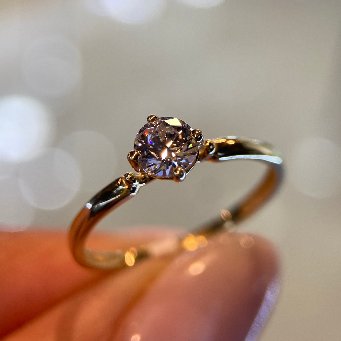 Anillo de compromiso en oro