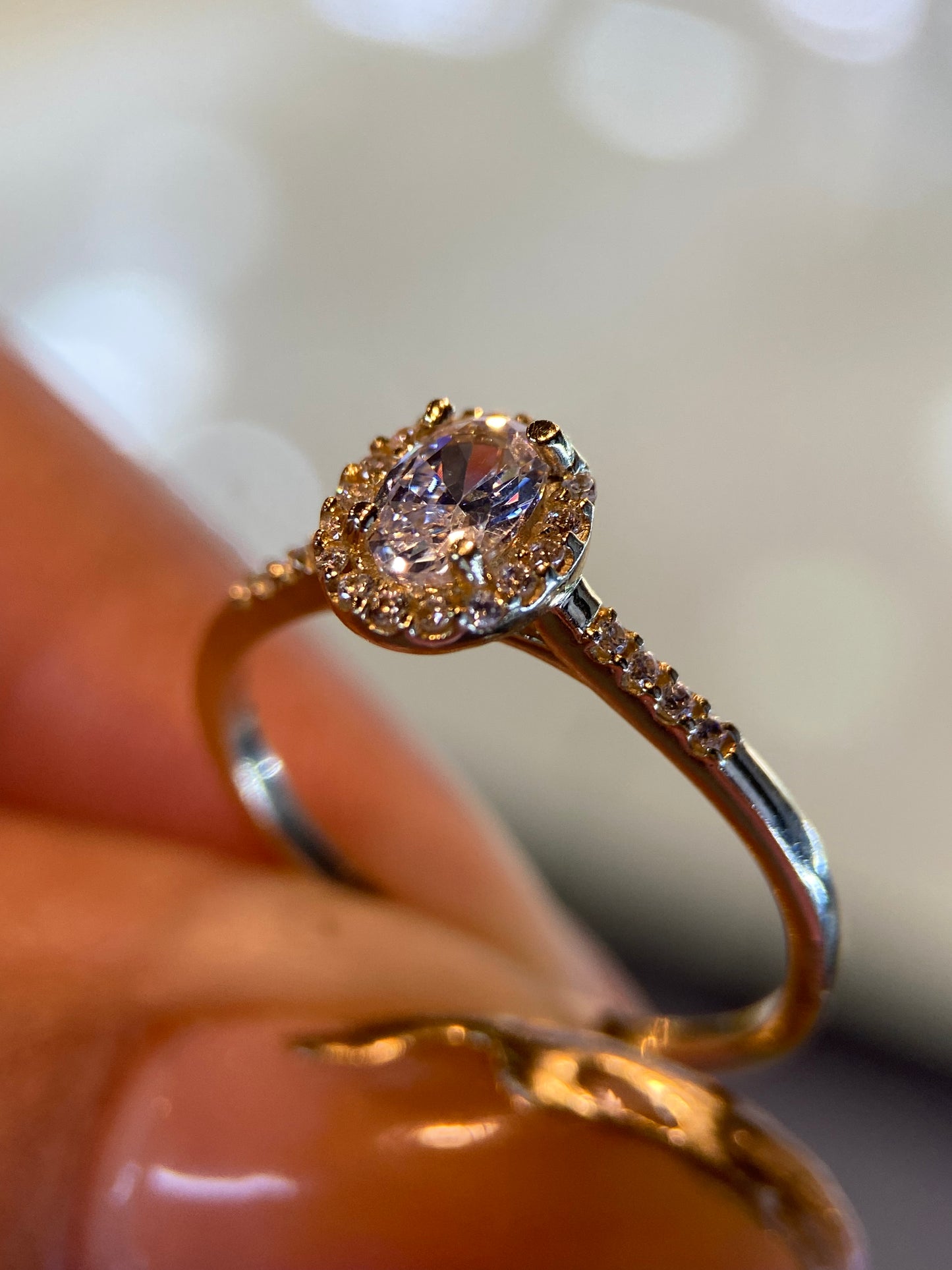 Anillo de compromiso en oro