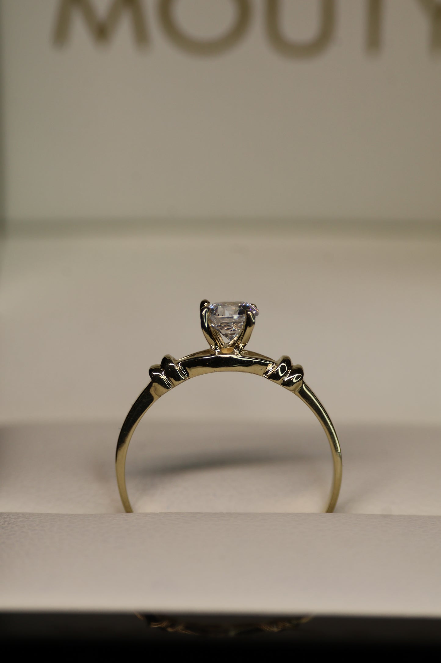 Anillo Lucca  en oro