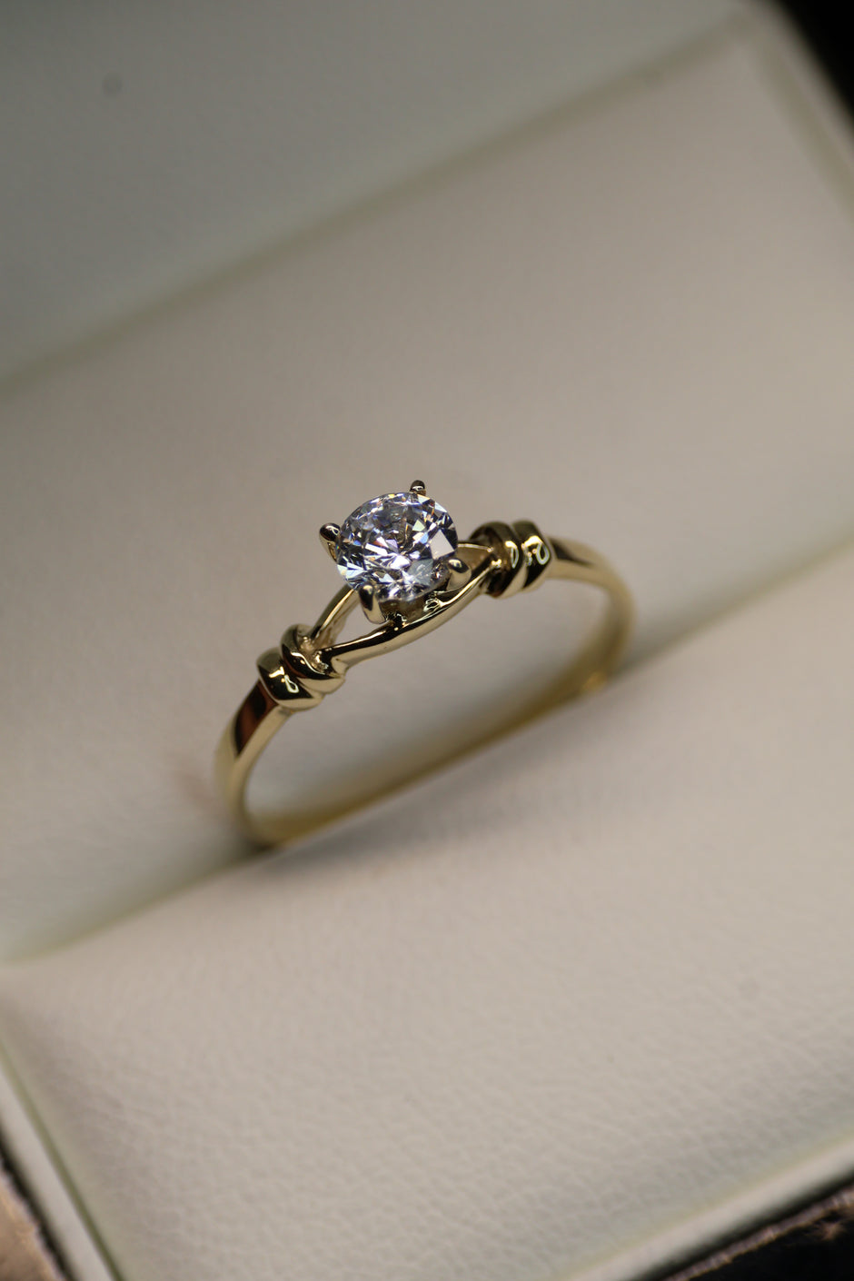 Anillo Lucca  en oro