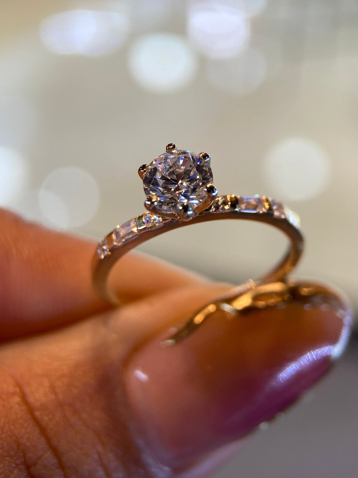 Anillo de compromiso en oro