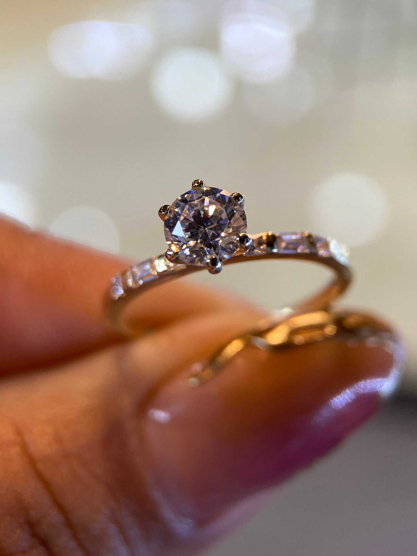 Anillo de compromiso en oro