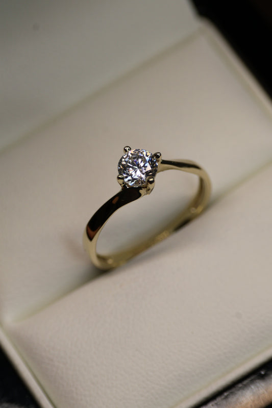 Anillo en Oro Amarillo 10k con Circonia Mod.15933