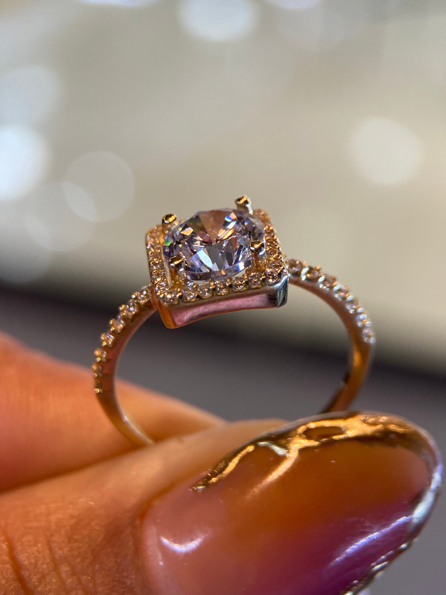 Anillo de compromiso en oro