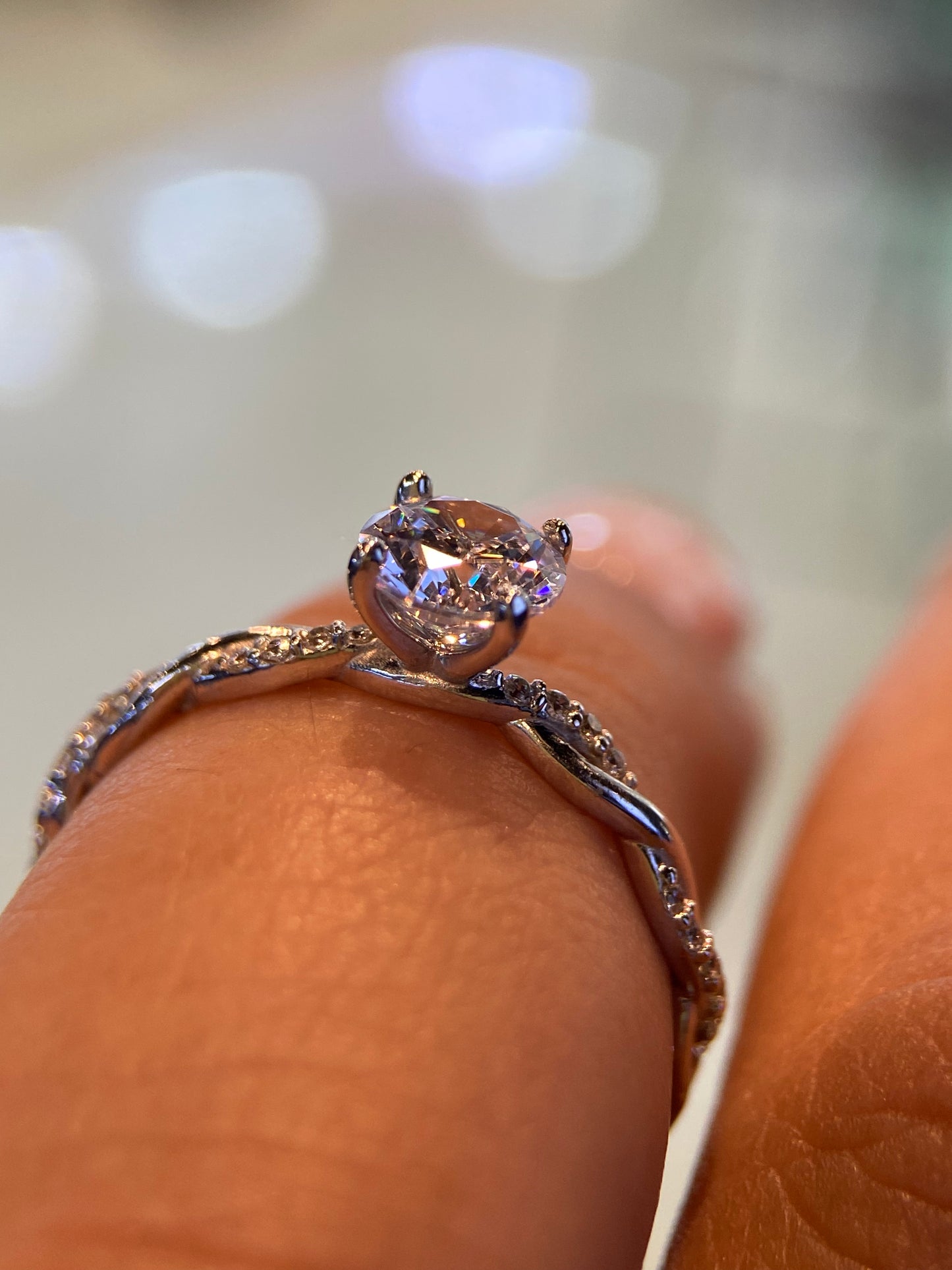 Anillo de compromiso en oro