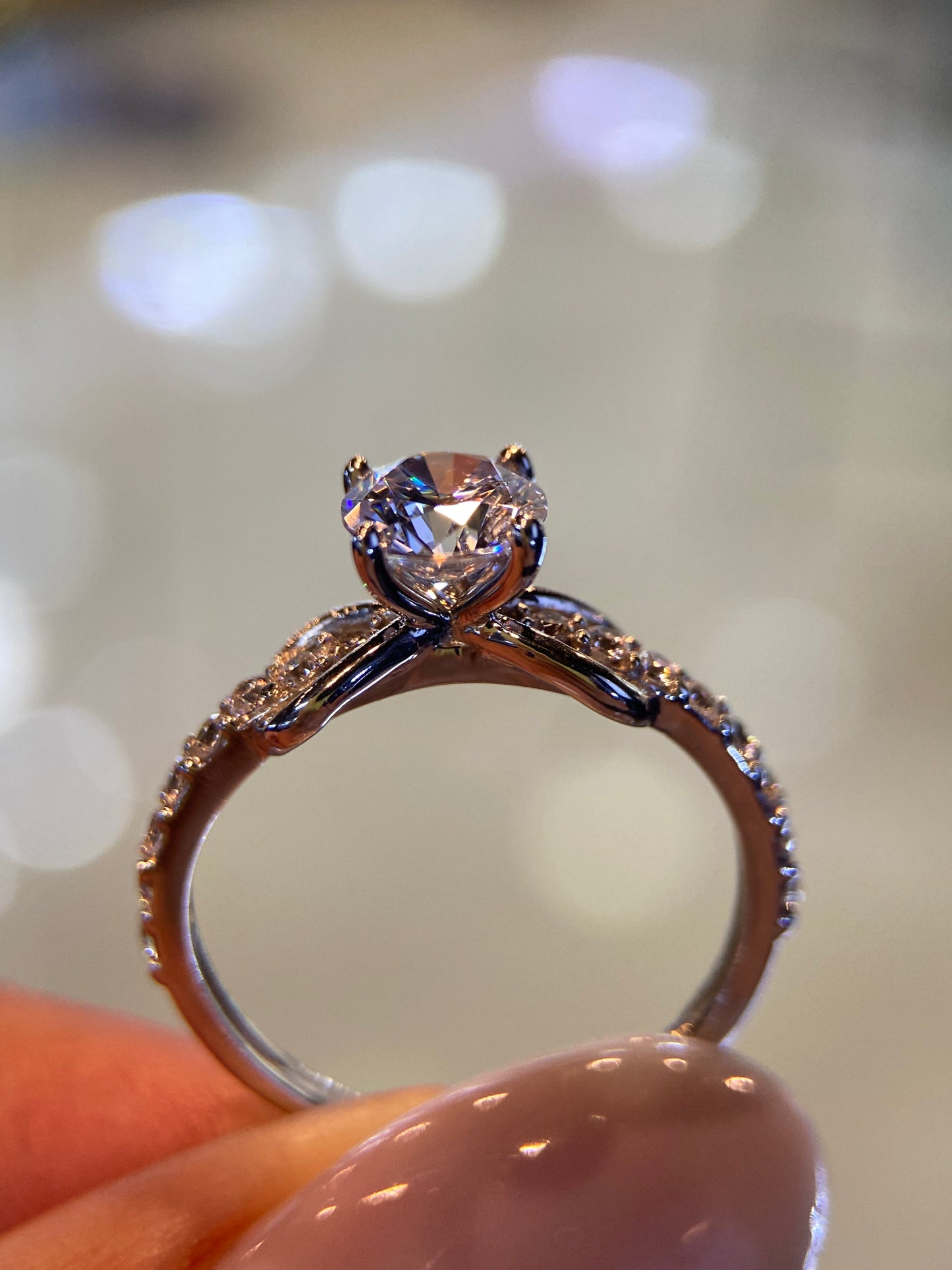 Anillo de compromiso en oro