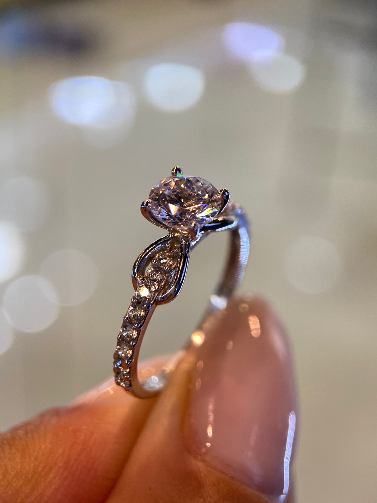 Anillo de compromiso en oro