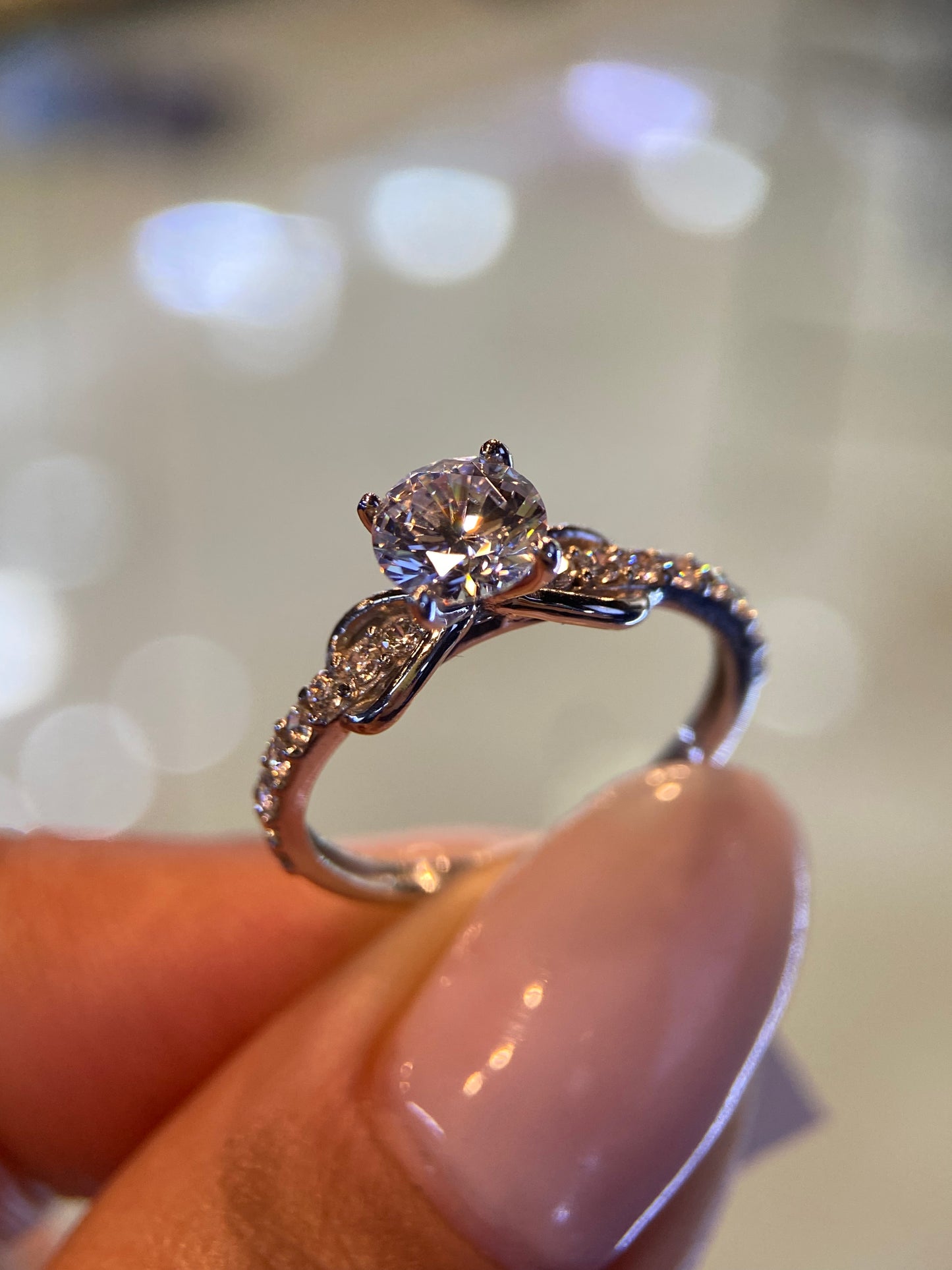 Anillo de compromiso en oro
