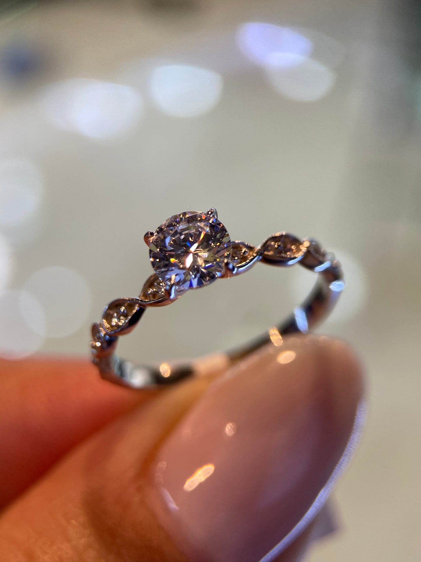 Anillo de compromiso en oro
