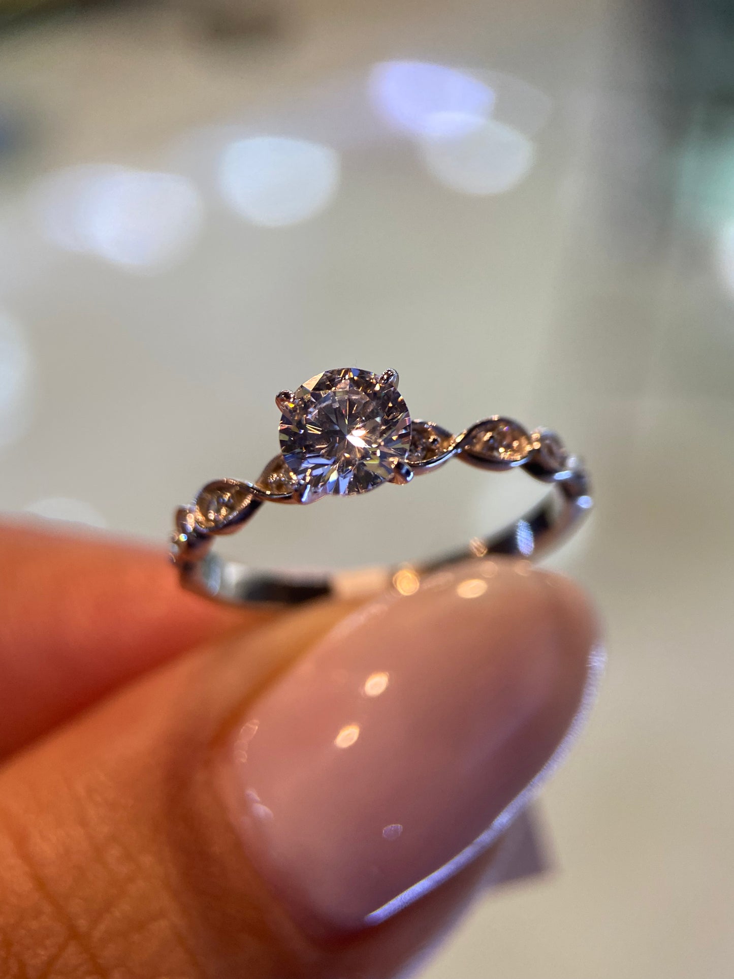 Anillo de compromiso en oro