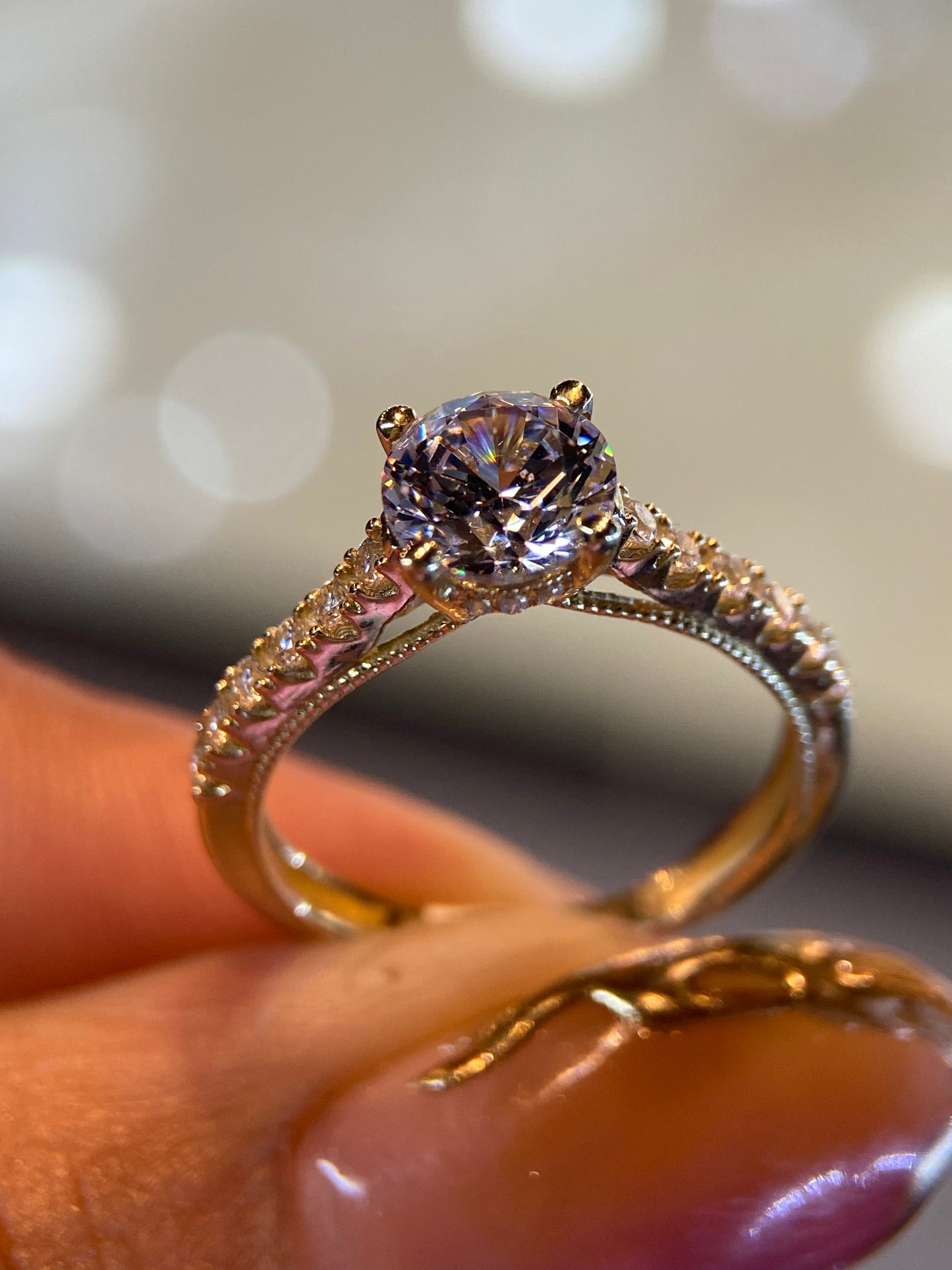 Anillo de compromiso en oro