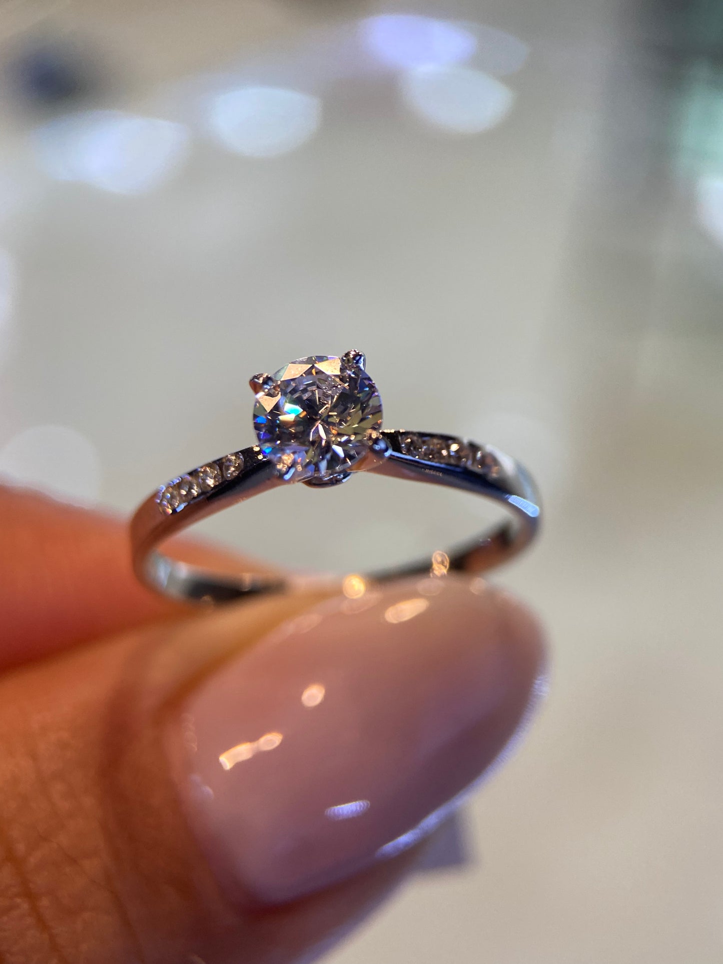 Anillo de compromiso en oro