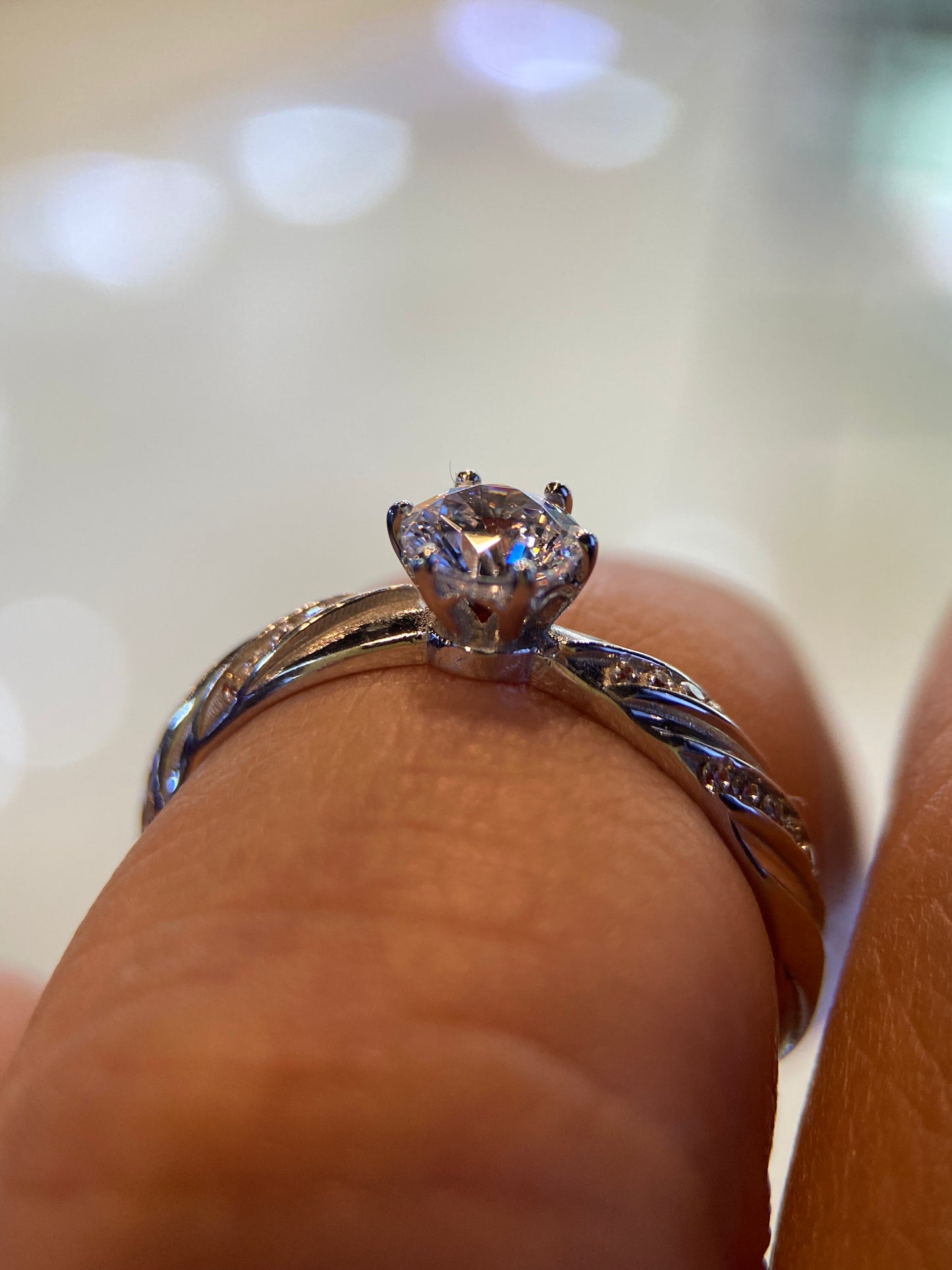 Anillo de compromiso en oro