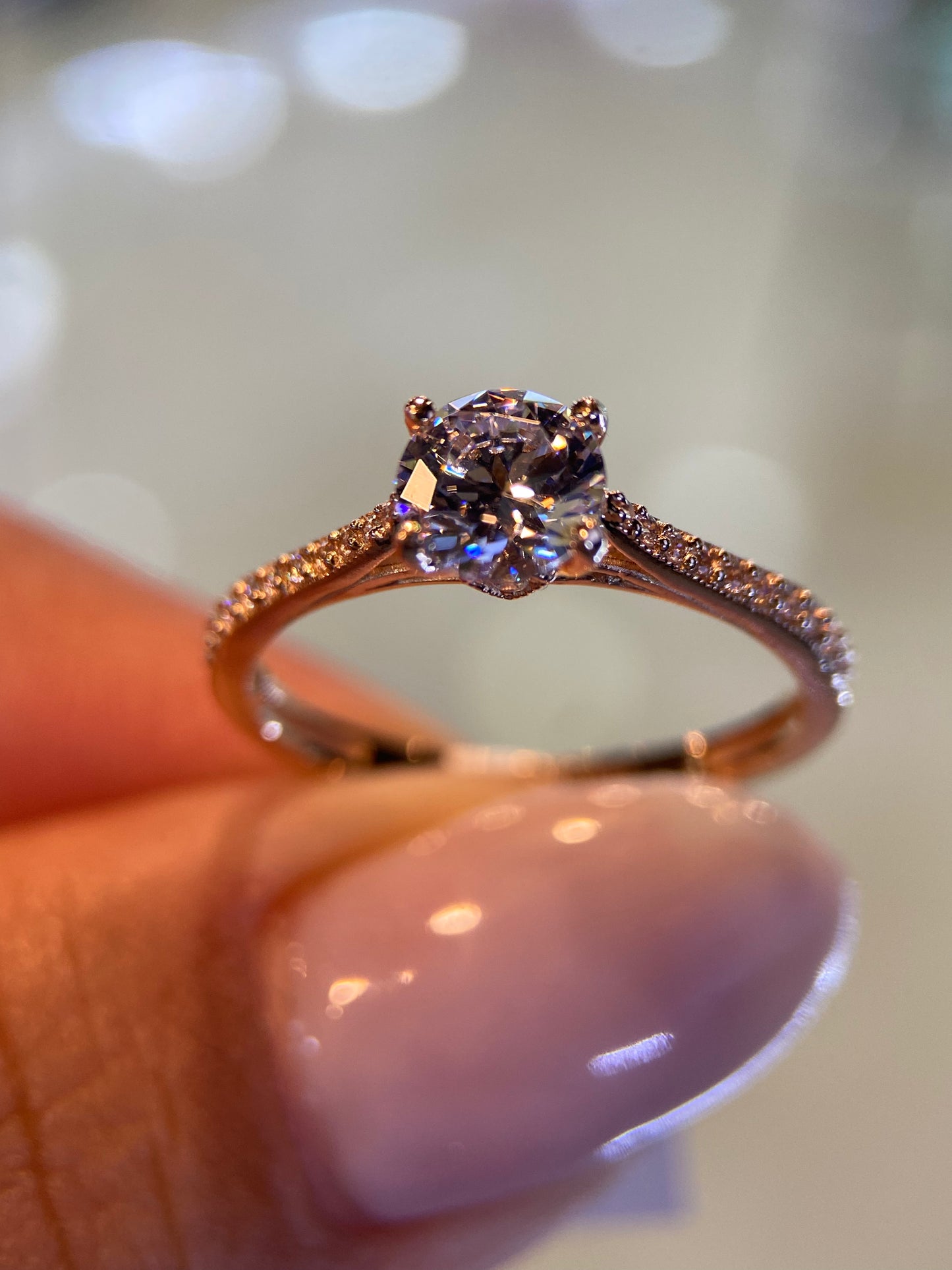 Anillo de compromiso en oro