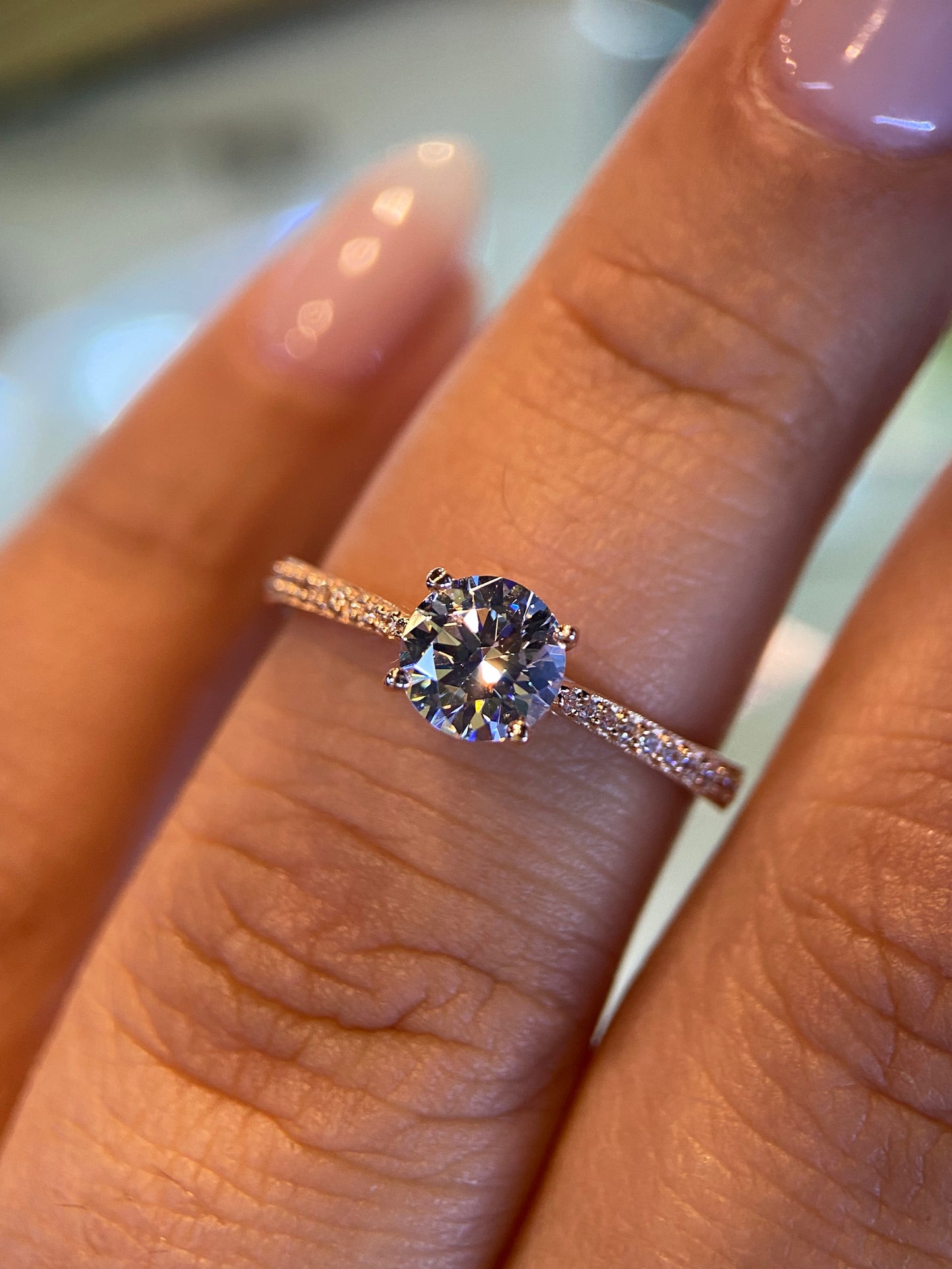 Anillo de compromiso en oro