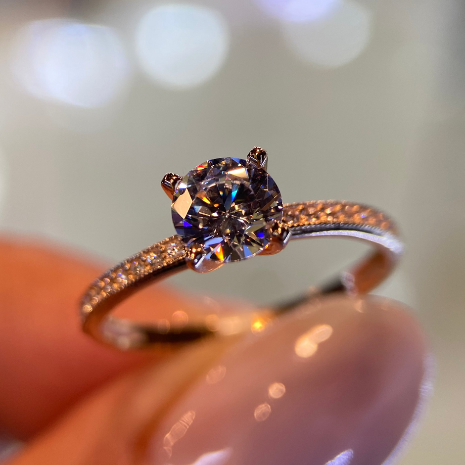 Anillo de compromiso en oro