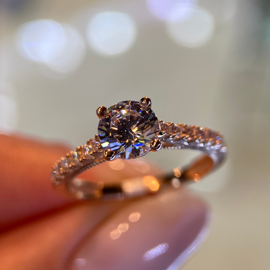Anillo de compromiso en oro