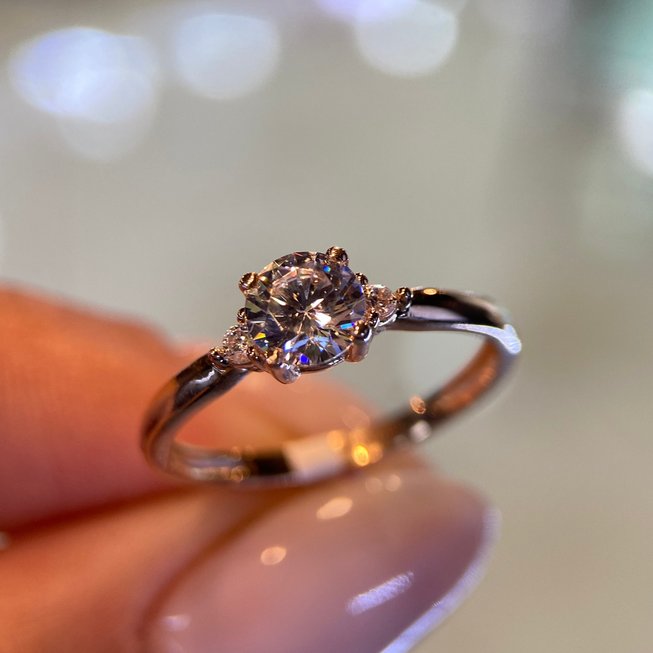 Anillo de compromiso en oro