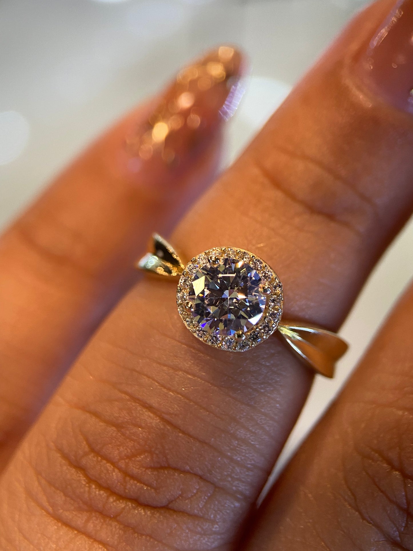 Anillo de compromiso en oro