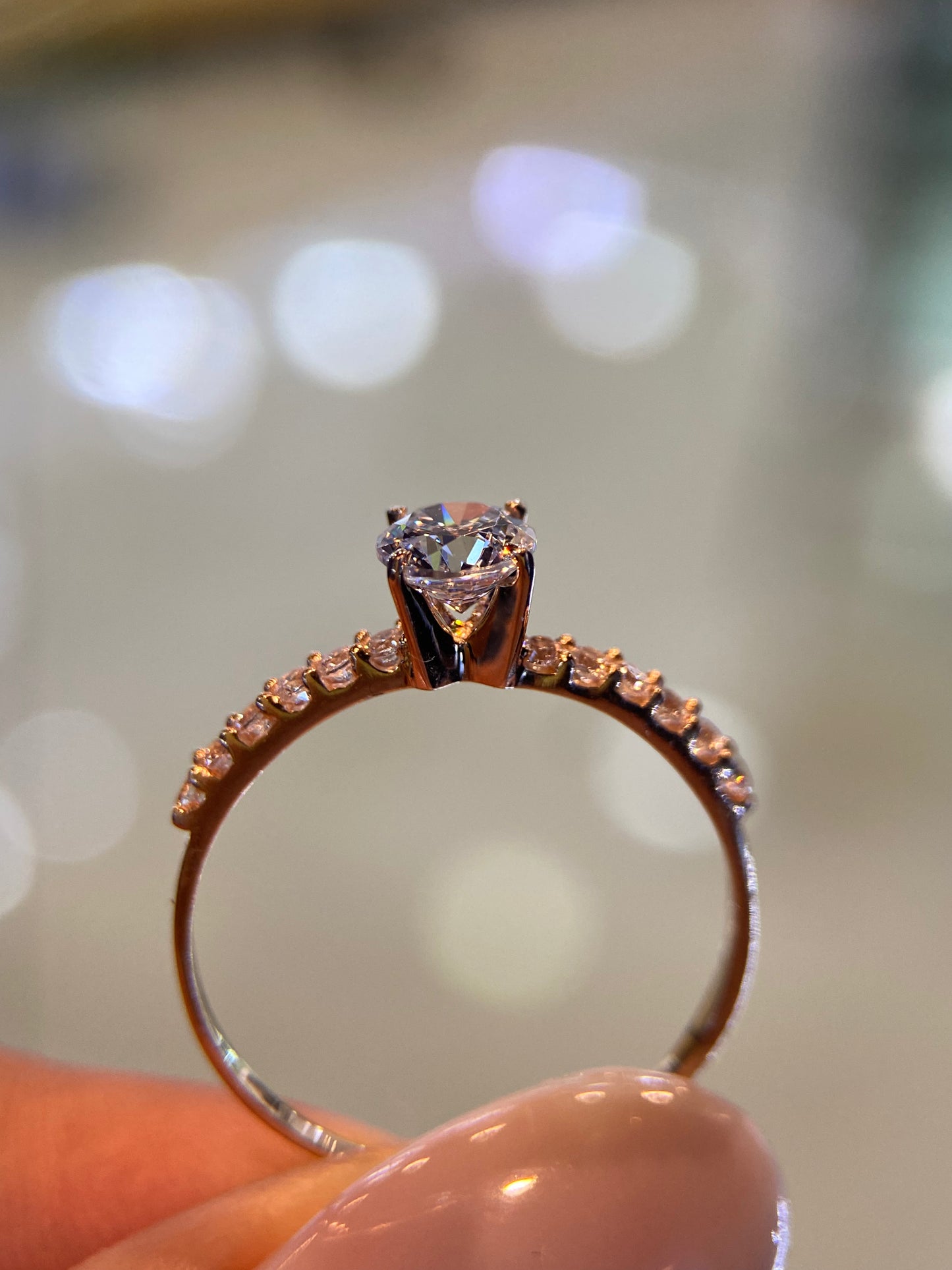 Anillo de compromiso en oro