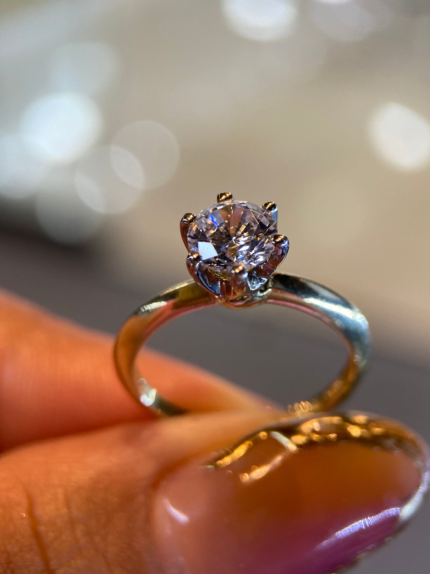 Anillo de compromiso en oro