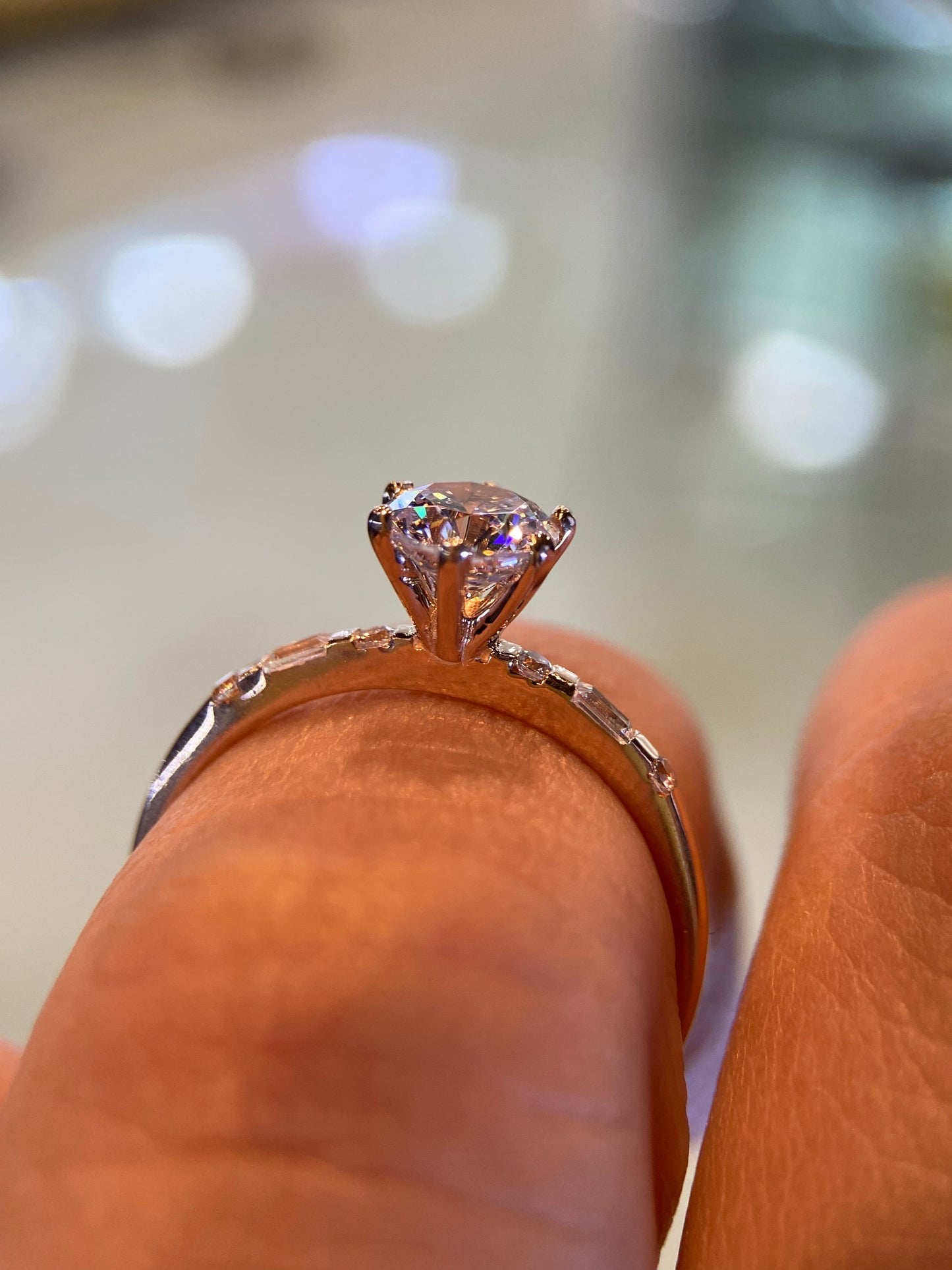 Anillo de compromiso en oro