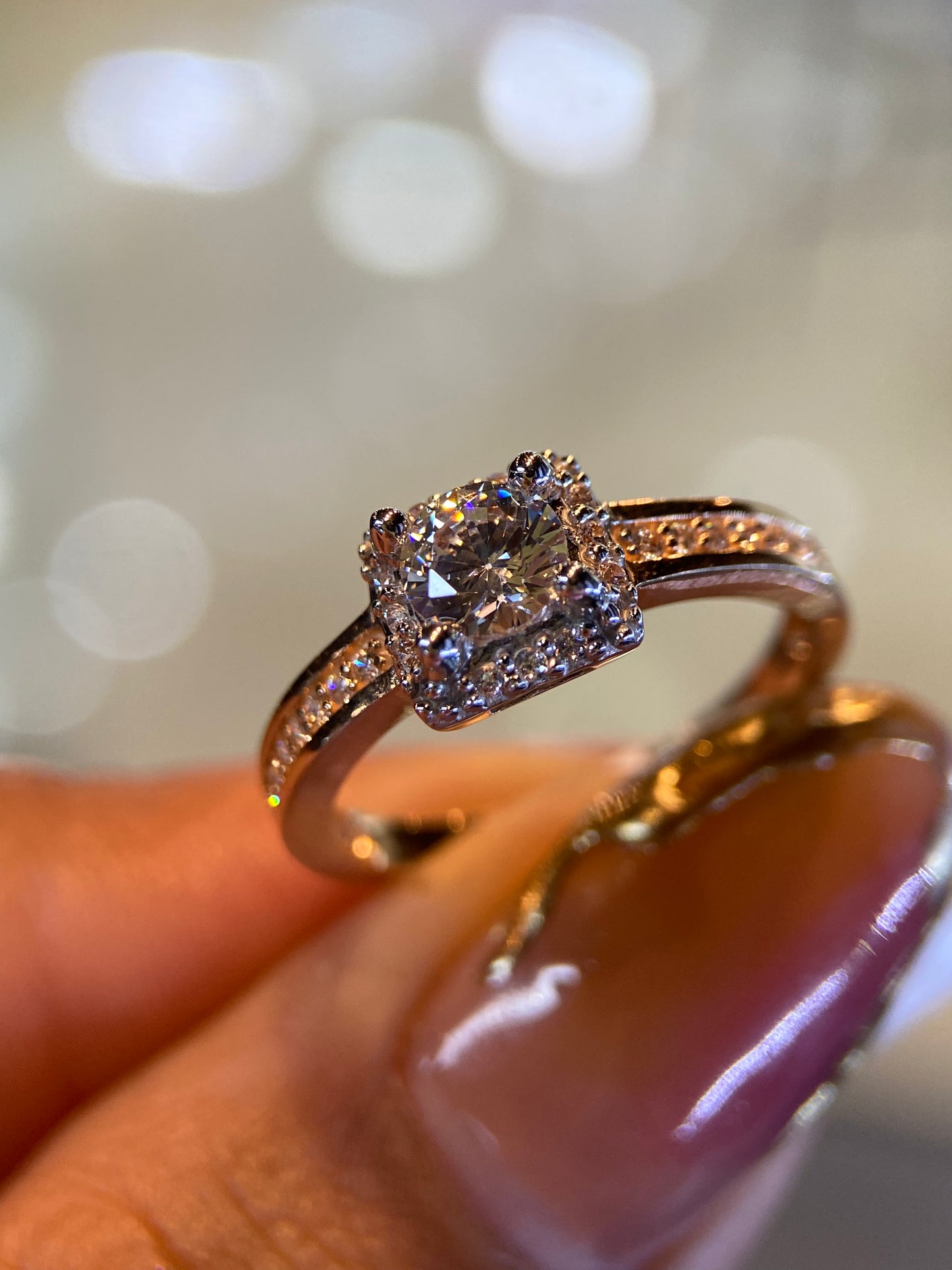 Anillo de compromiso en oro